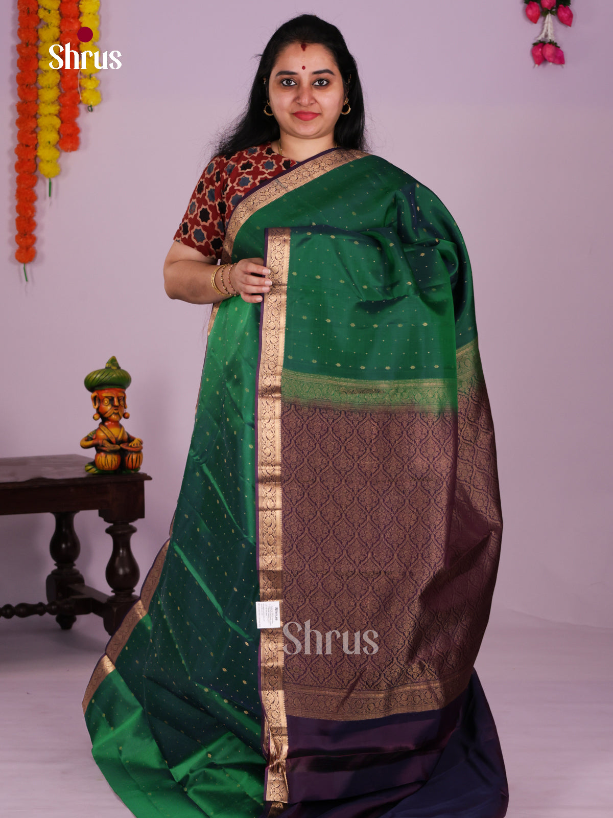 DLS16017 - Kanchipuram-halfpure Saree - Shop on Shrus.com