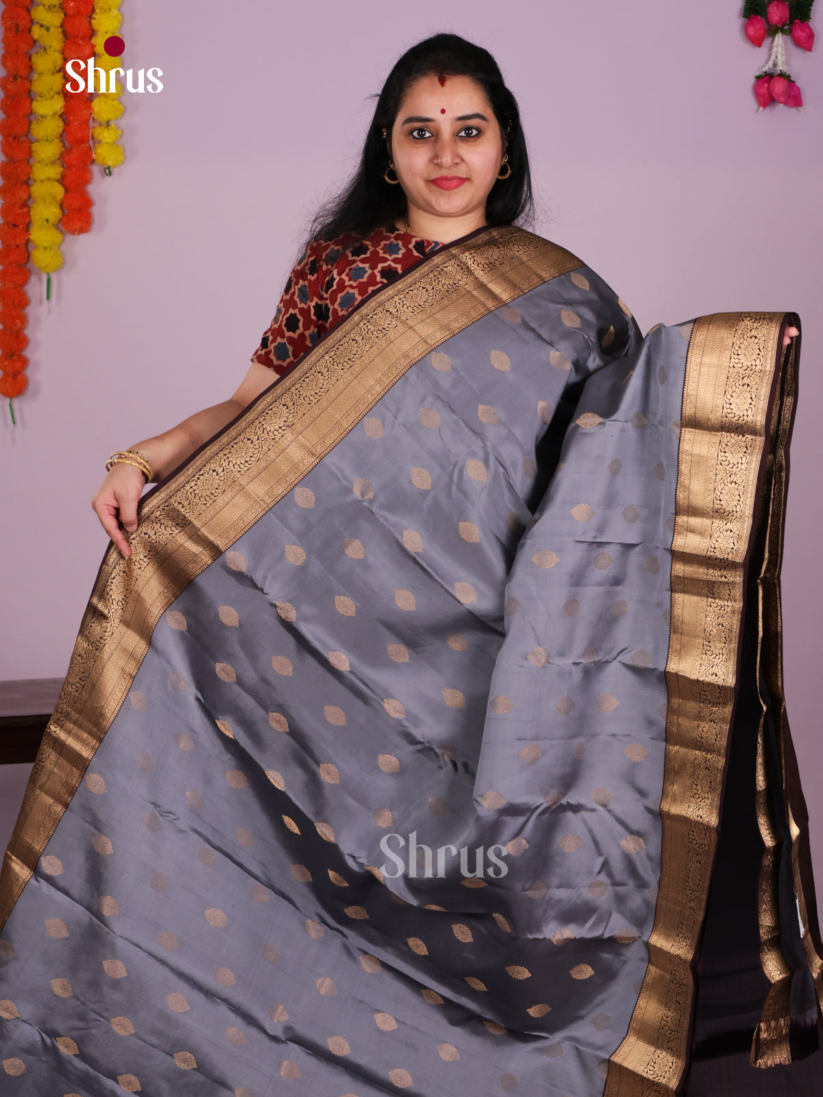 DLS16026 - Kanchipuram-halfpure Saree - Shop on Shrus.com