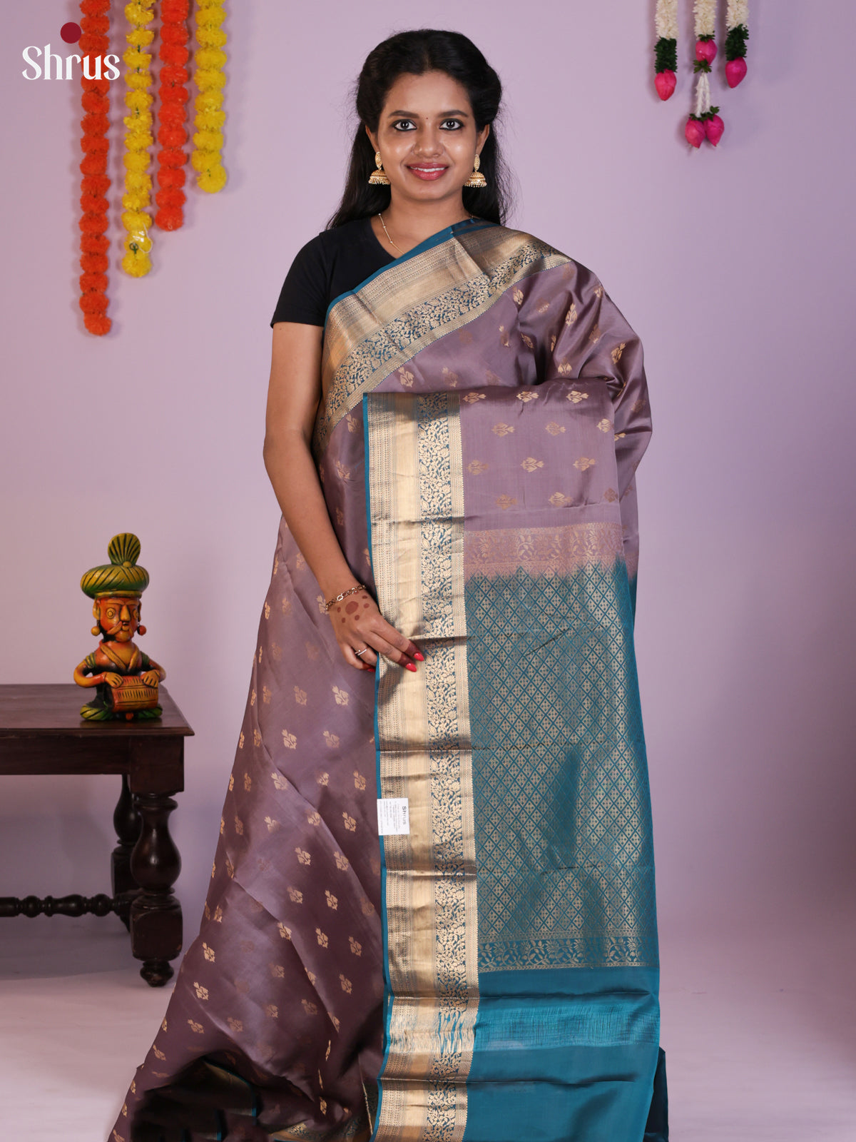 DLS16031 - Kanchipuram-halfpure Saree - Shop on Shrus.com