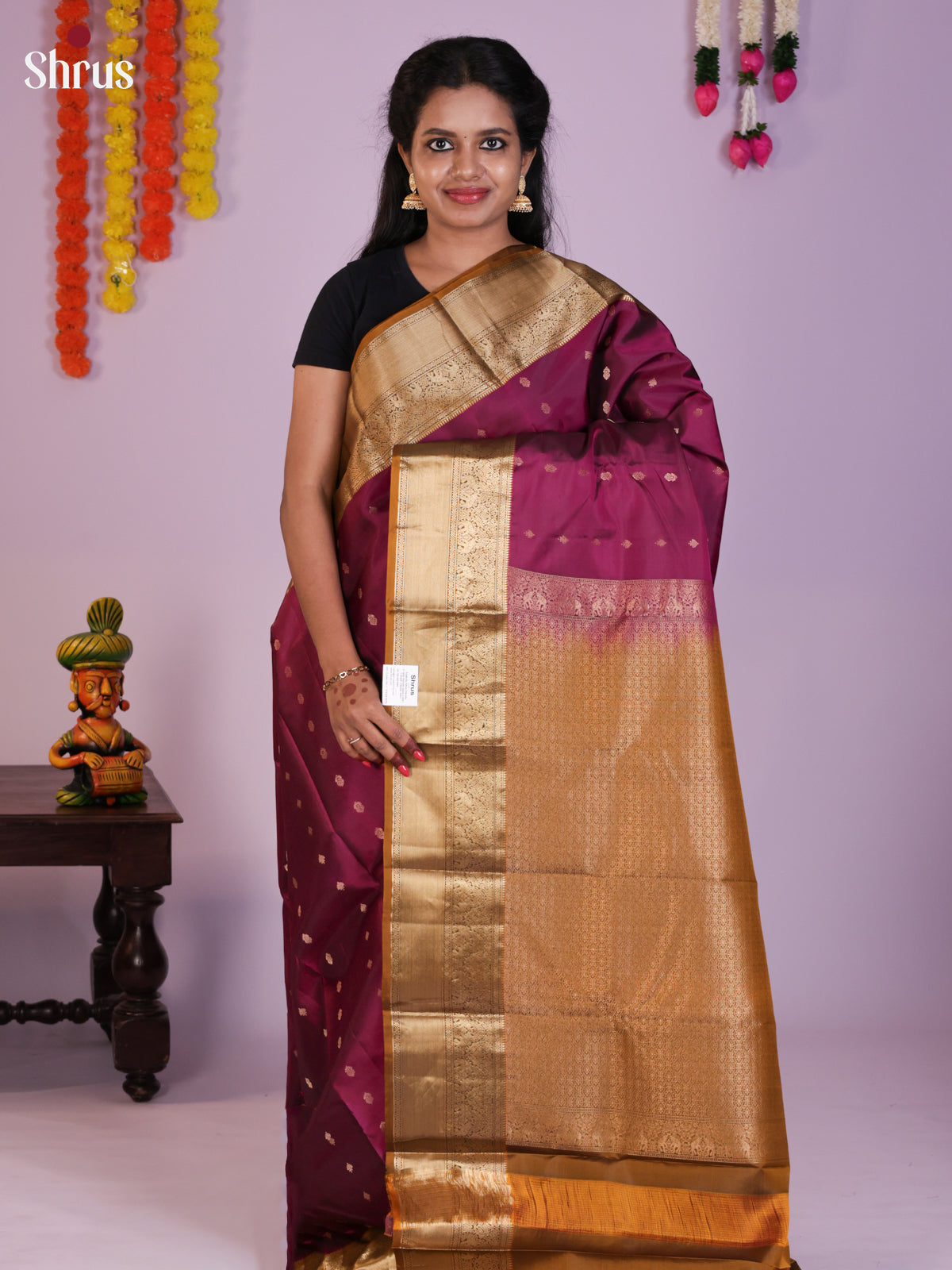 DLS16071 - Kanchipuram Butta design Saree - Shop on Shrus.com