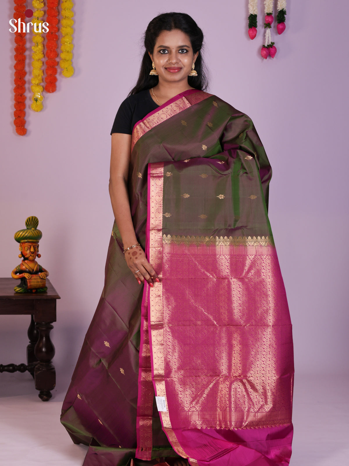 Olive Green Kanjivaram Saree With Floral Buttas & Pink Brocade Pallu