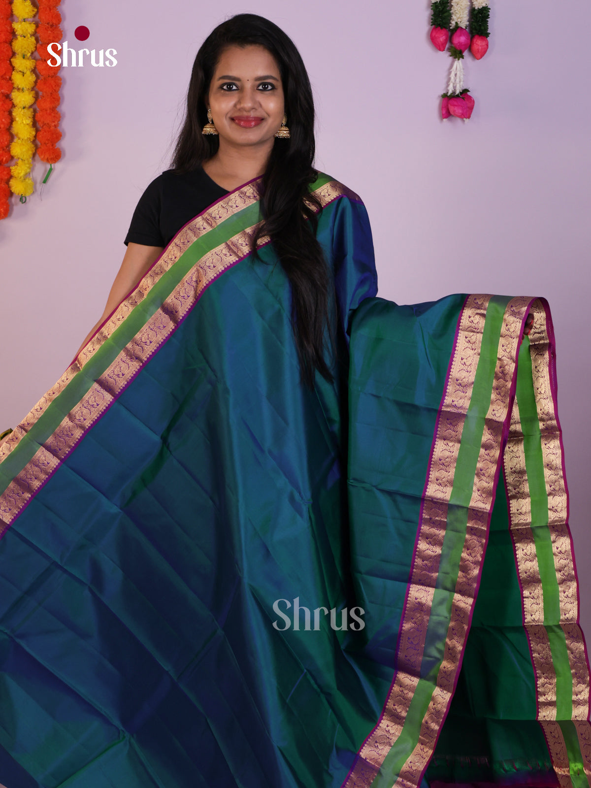 DLS16128 - Kanchipuram Rettapet Saree - Shop on Shrus.com
