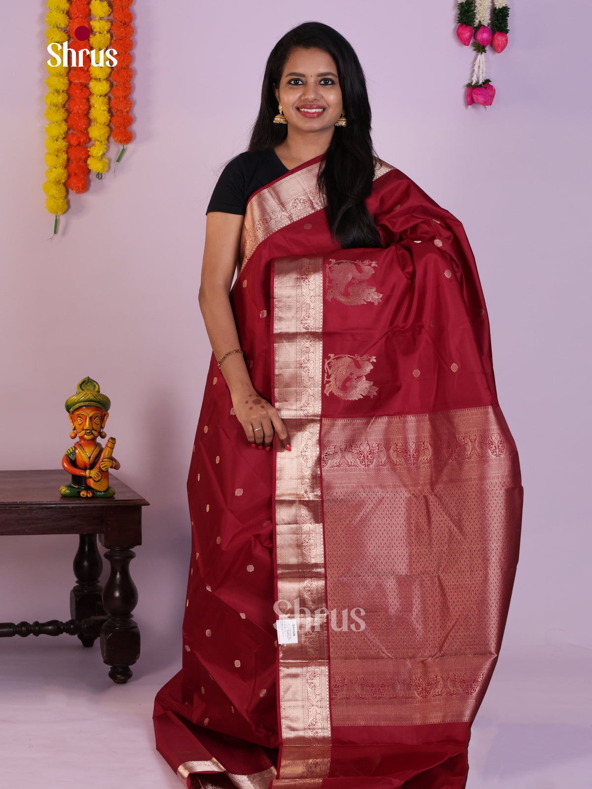 DLS16148 - Kanchipuram Butta design Saree - Shop on Shrus.com
