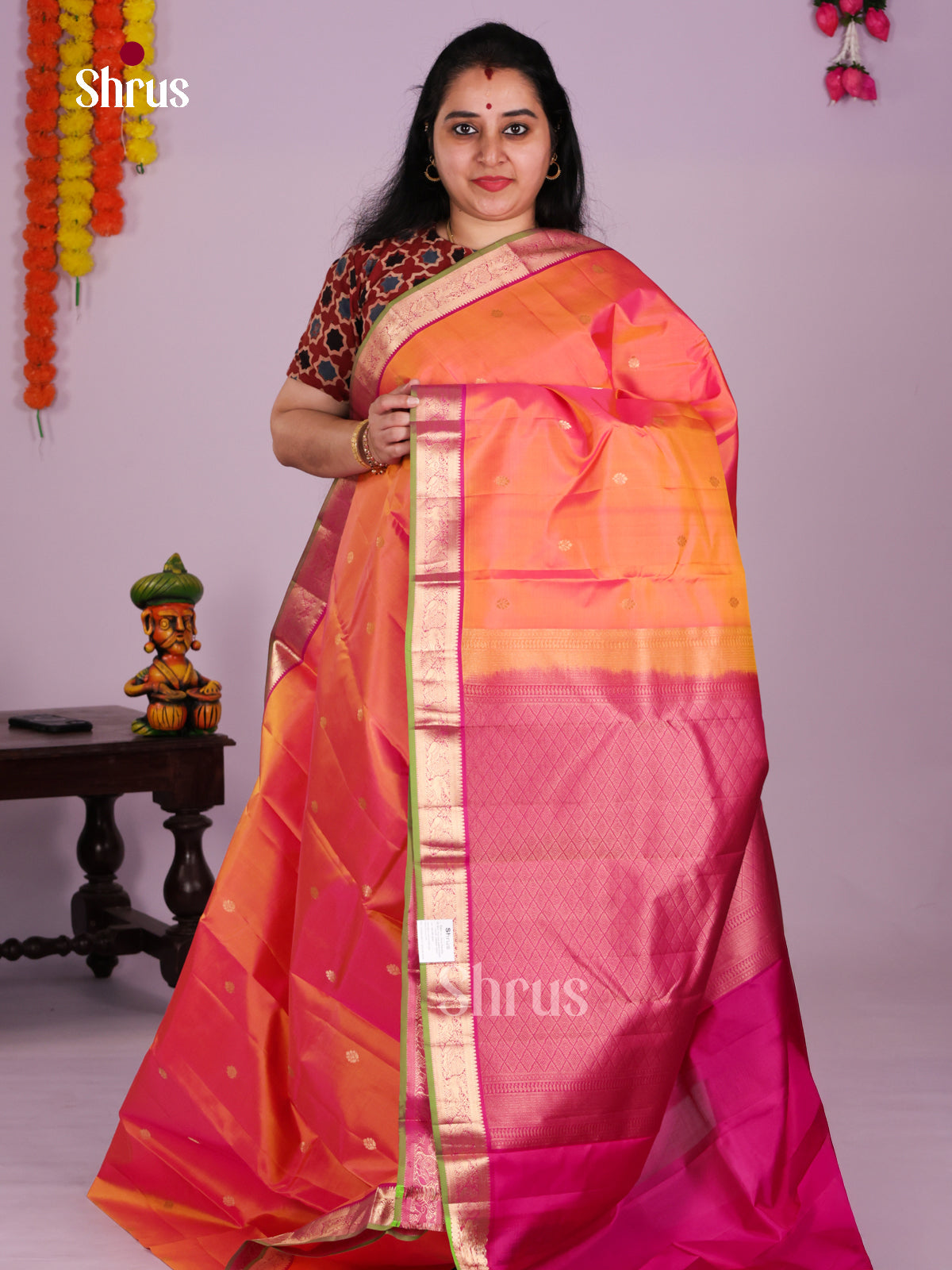 DLS16164 - Kanchipuram Butta design Saree - Shop on Shrus.com