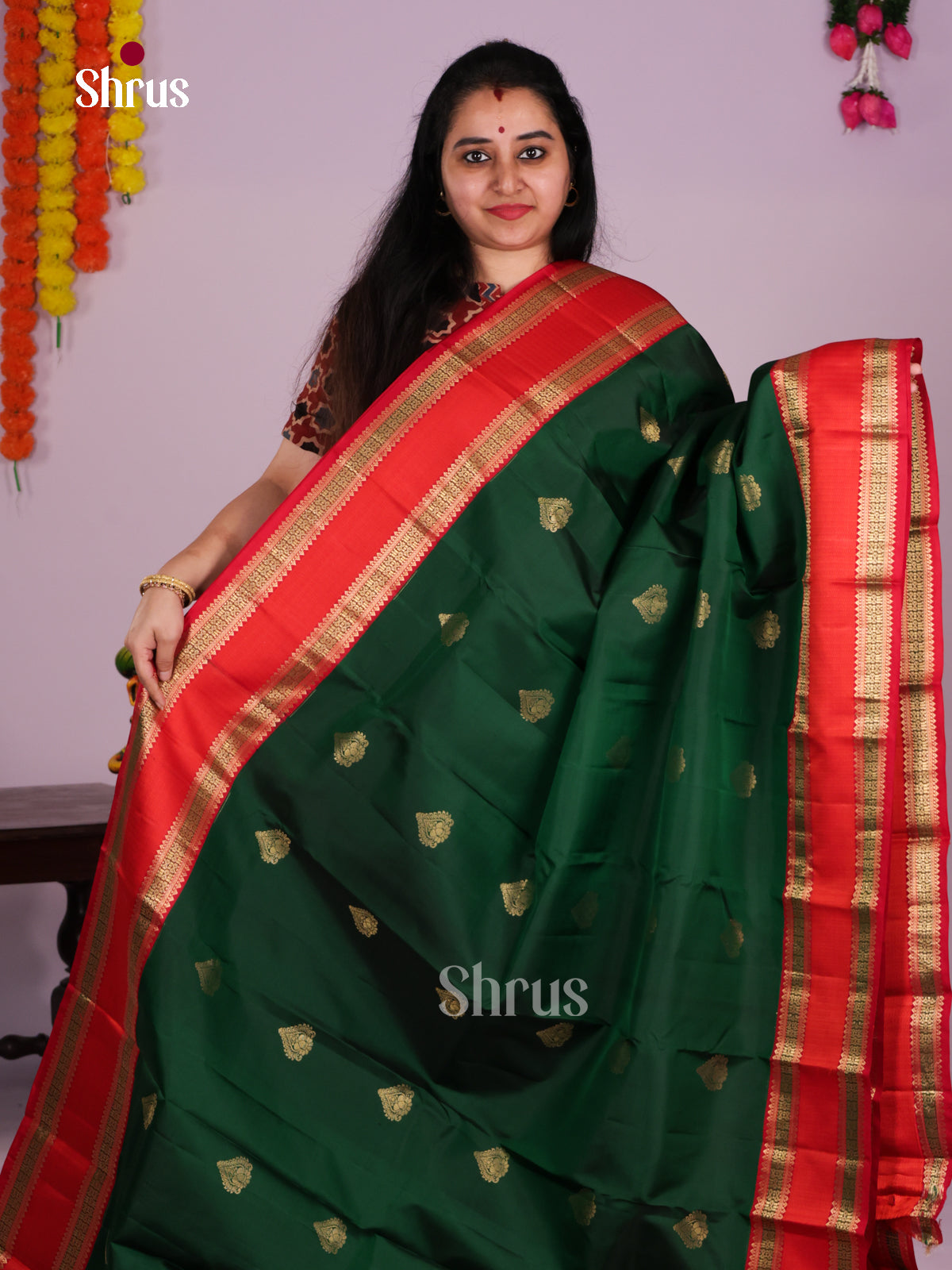 DLS16227 - Kanchipuram Korvai Butta Saree - Shop on Shrus.com