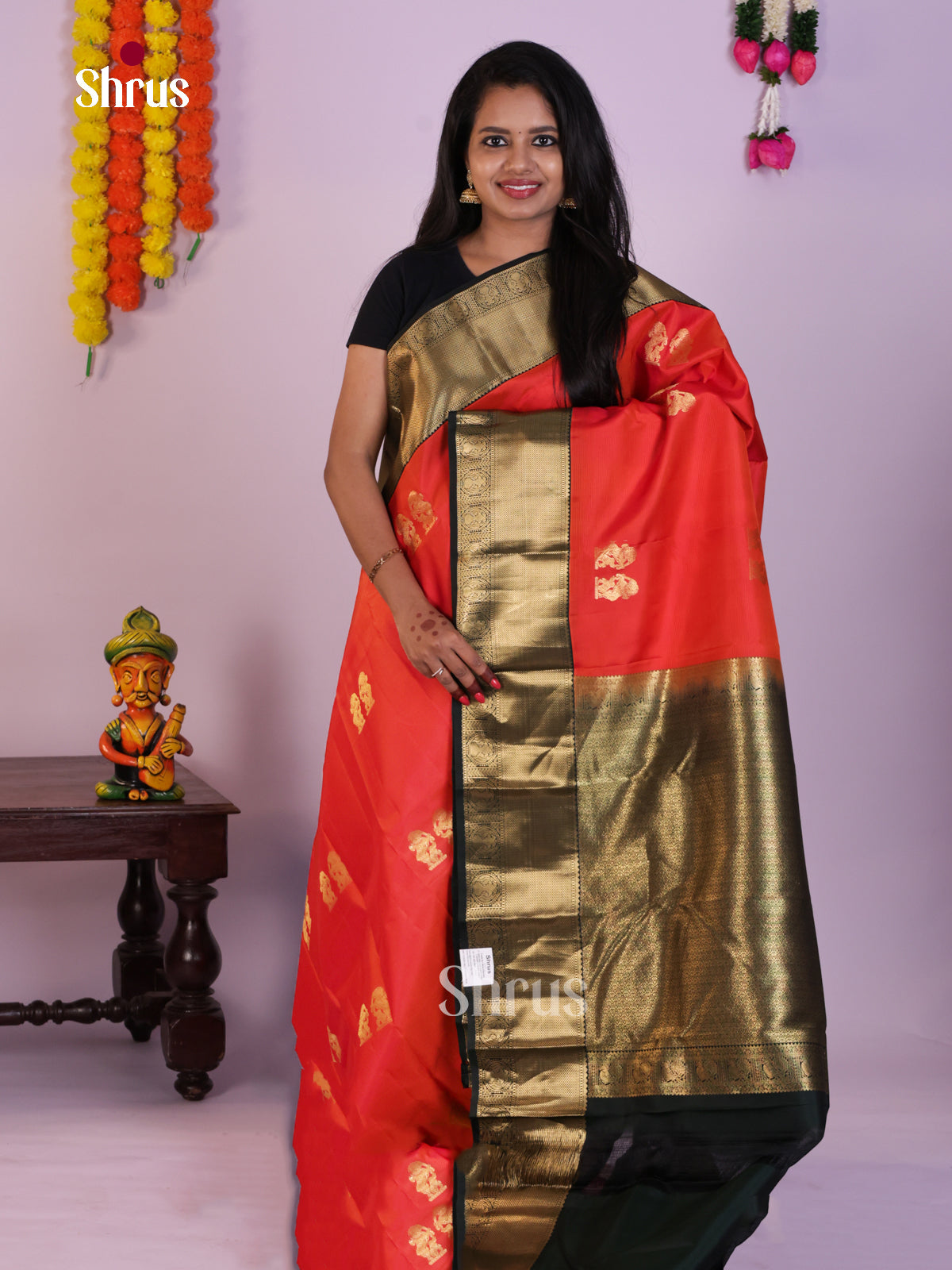 Opulent Red Kanjivaram Saree with Zari Motifs & Dark Green Brocade Pallu