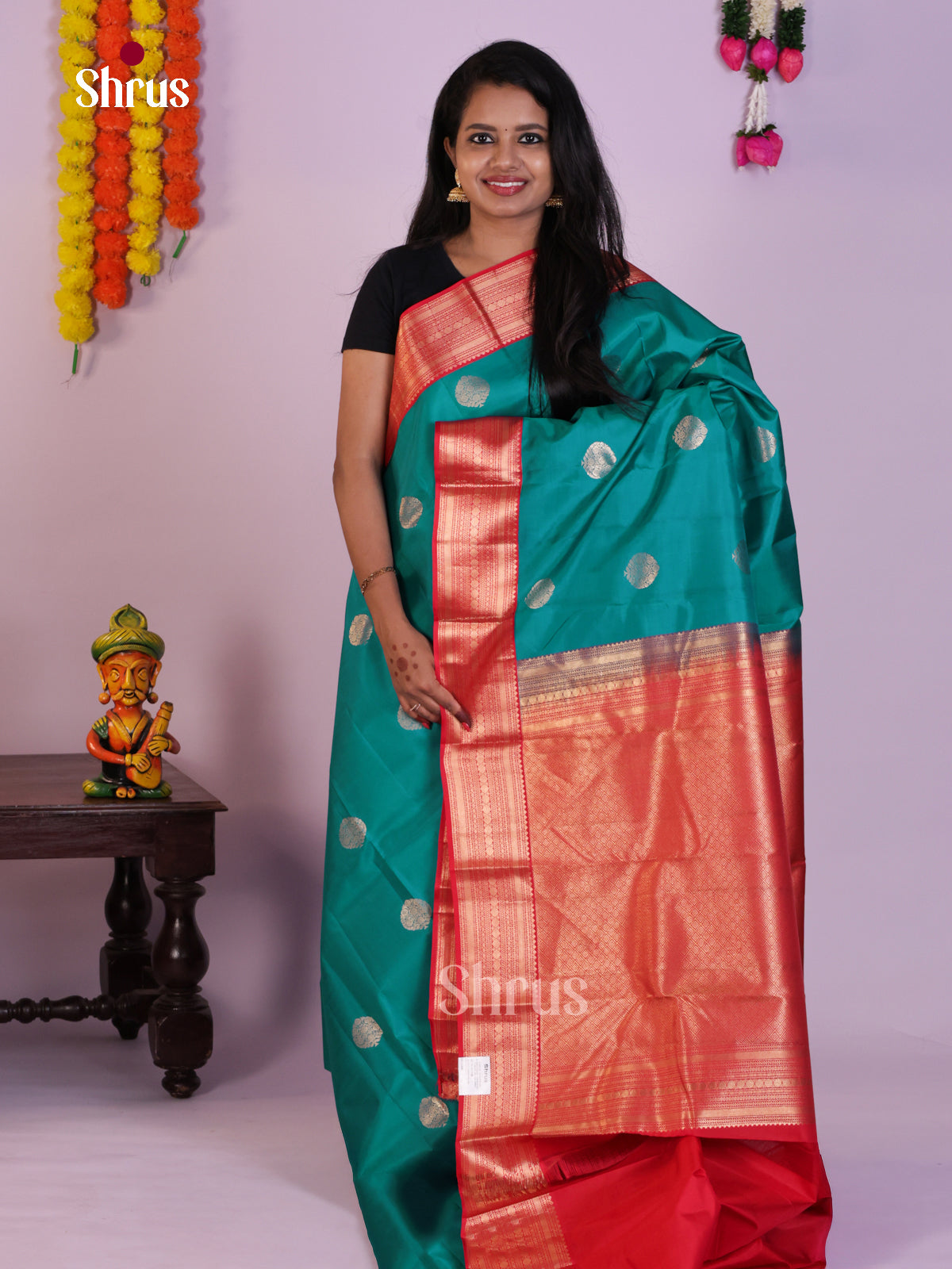DLS16273 - Kanchipuram Korvai Butta Saree
