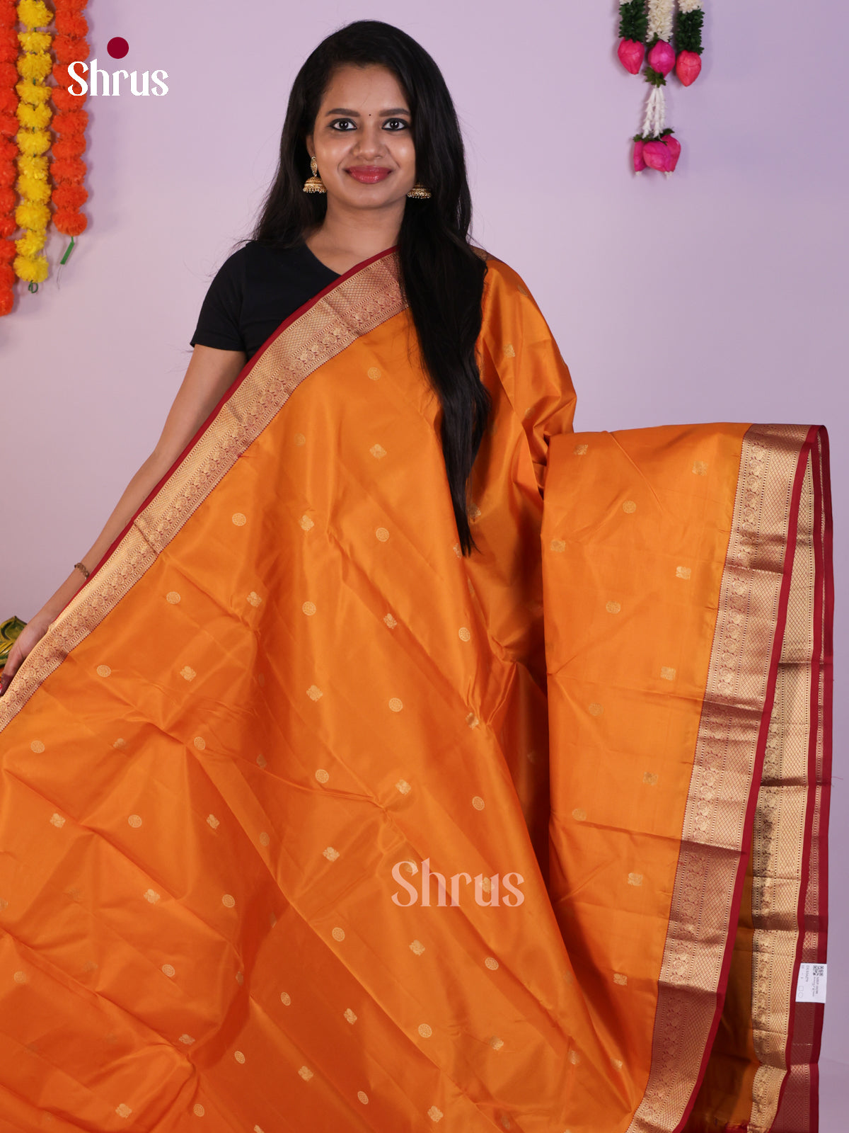 Sheeny Golden Mustard Pattu Saree With Zari Buttas & Red Brocade Pallu