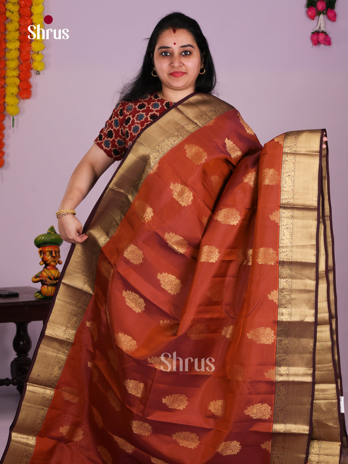 DLS16298 - Kanchipuram Butta design Saree - Shop on Shrus.com