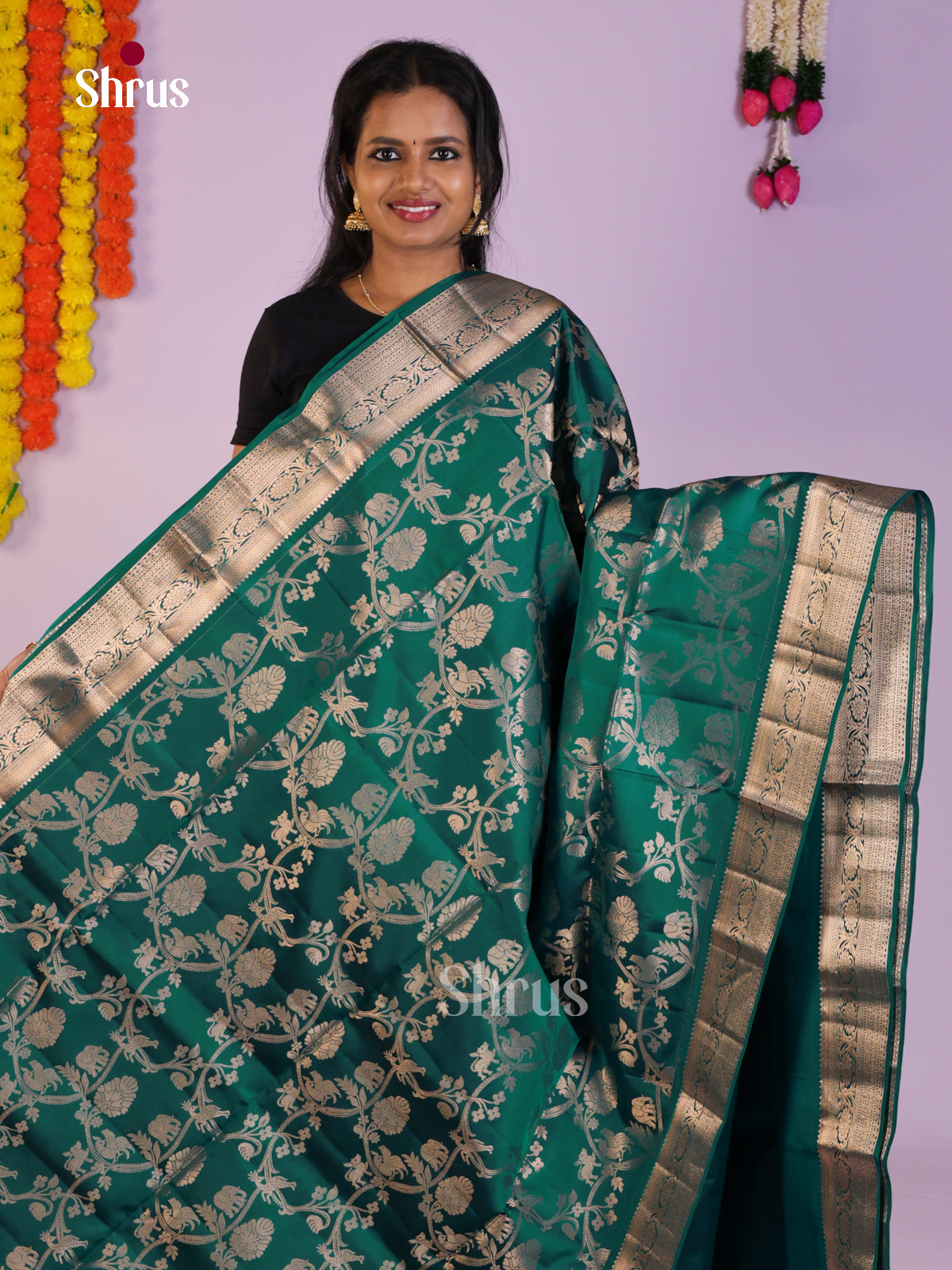 Dazzling Green Single Tone Soft Silk Saree with vana shingaram floral nestling brocade - Shop on Shrus.com
