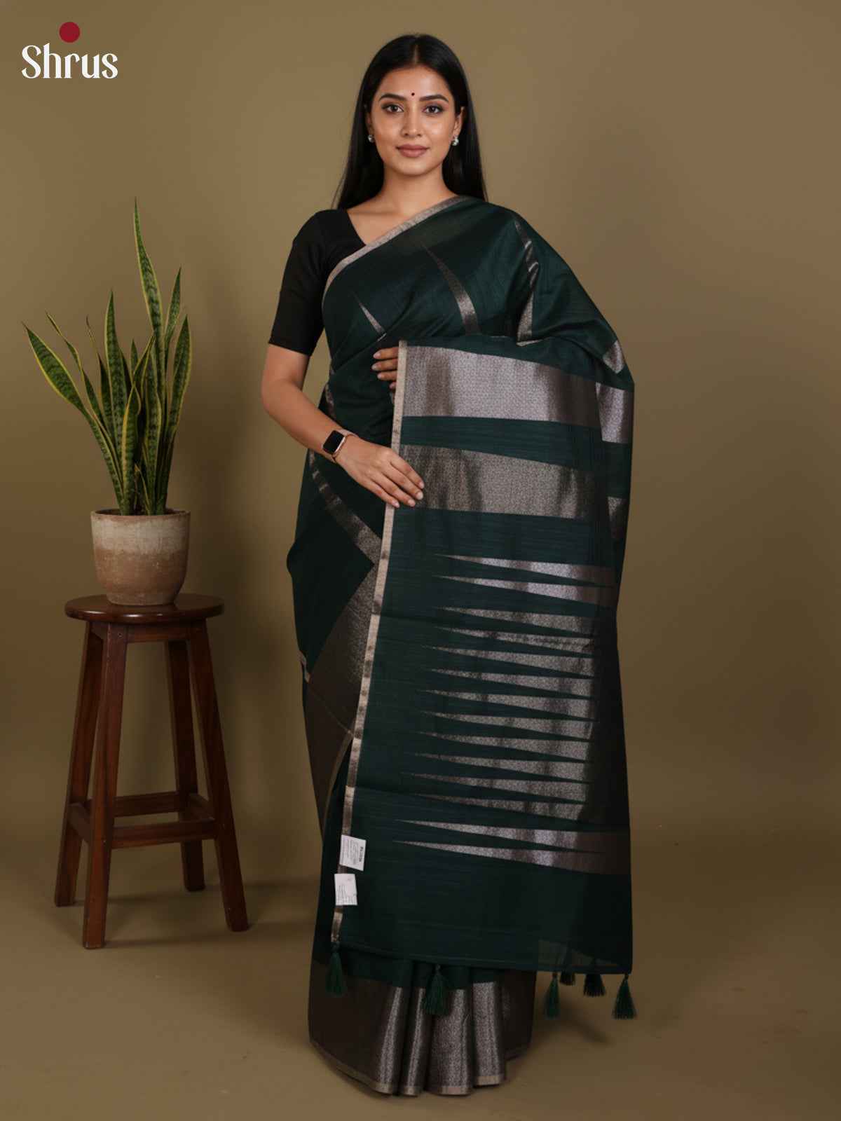 DLS19130 - Semi Jute Saree - Shop on Shrus.com