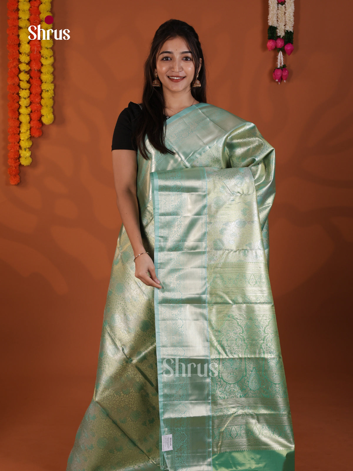 Green - Kanchipuram-halfpure Saree - DLS19200 - Shop on Shrus.com