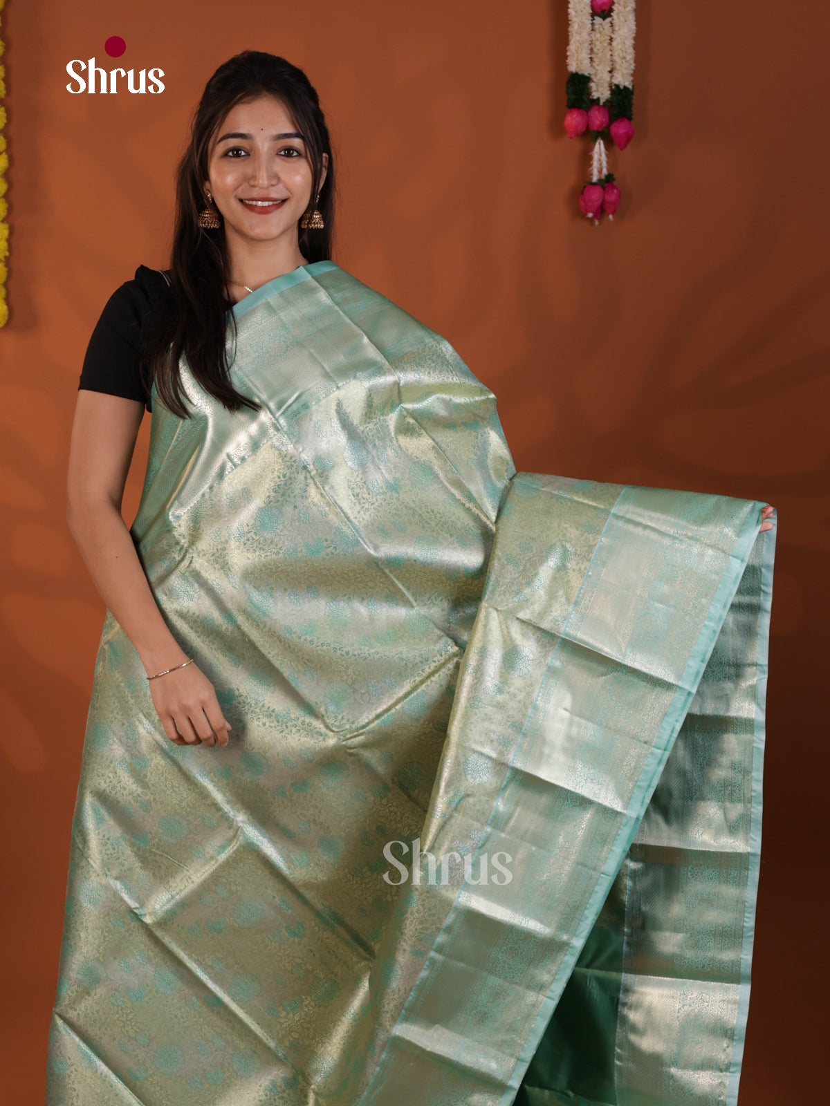 Green - Kanchipuram-halfpure Saree - DLS19200 - Shop on Shrus.com