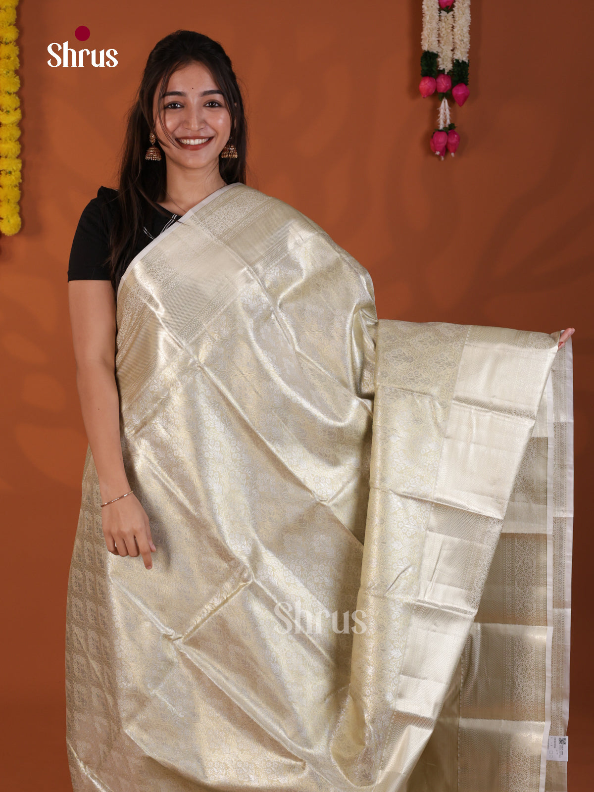 Cream- Kanchipuram-halfpure Saree - DLS19216 - Shop on Shrus.com
