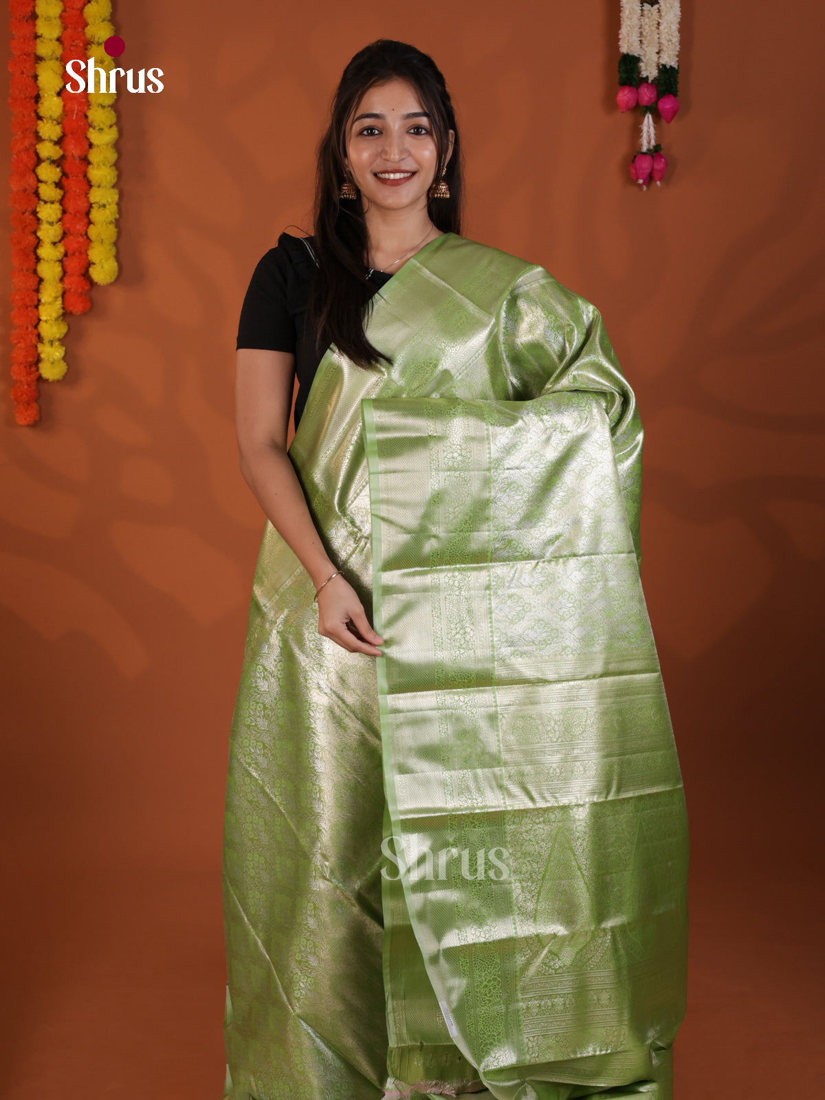 Green - Kanchipuram-halfpure Saree- DLS19235 - Shop on Shrus.com