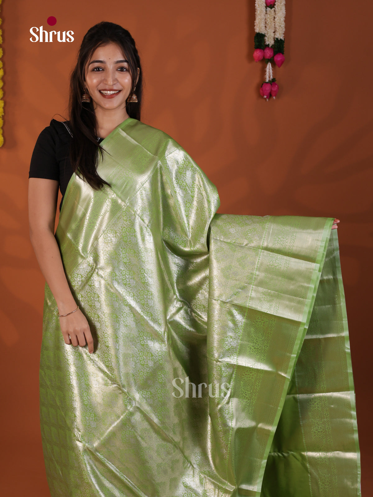 Green - Kanchipuram-halfpure Saree- DLS19235 - Shop on Shrus.com
