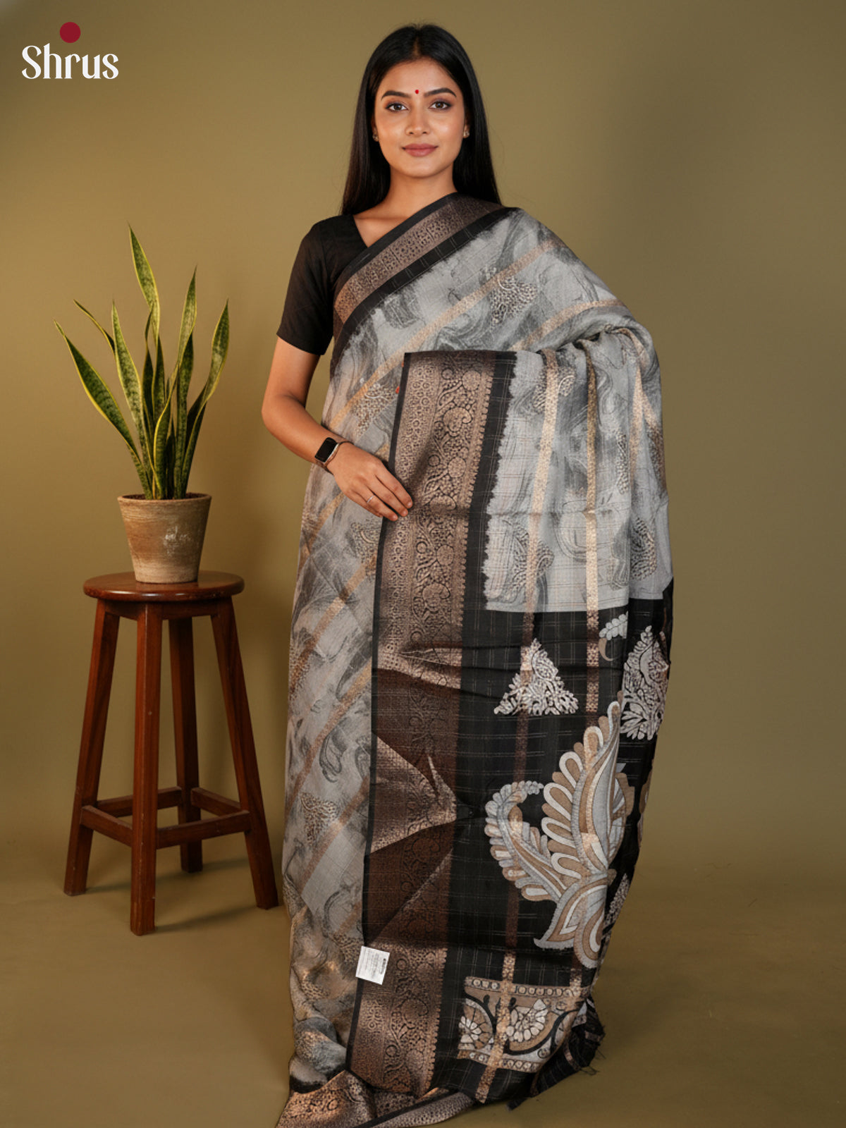 DLS27010 - Semi Crepe Saree