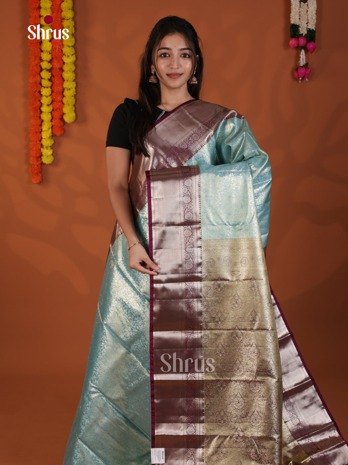 DLS29075 - Kanchipuram-halfpure Saree - Shop on Shrus.com
