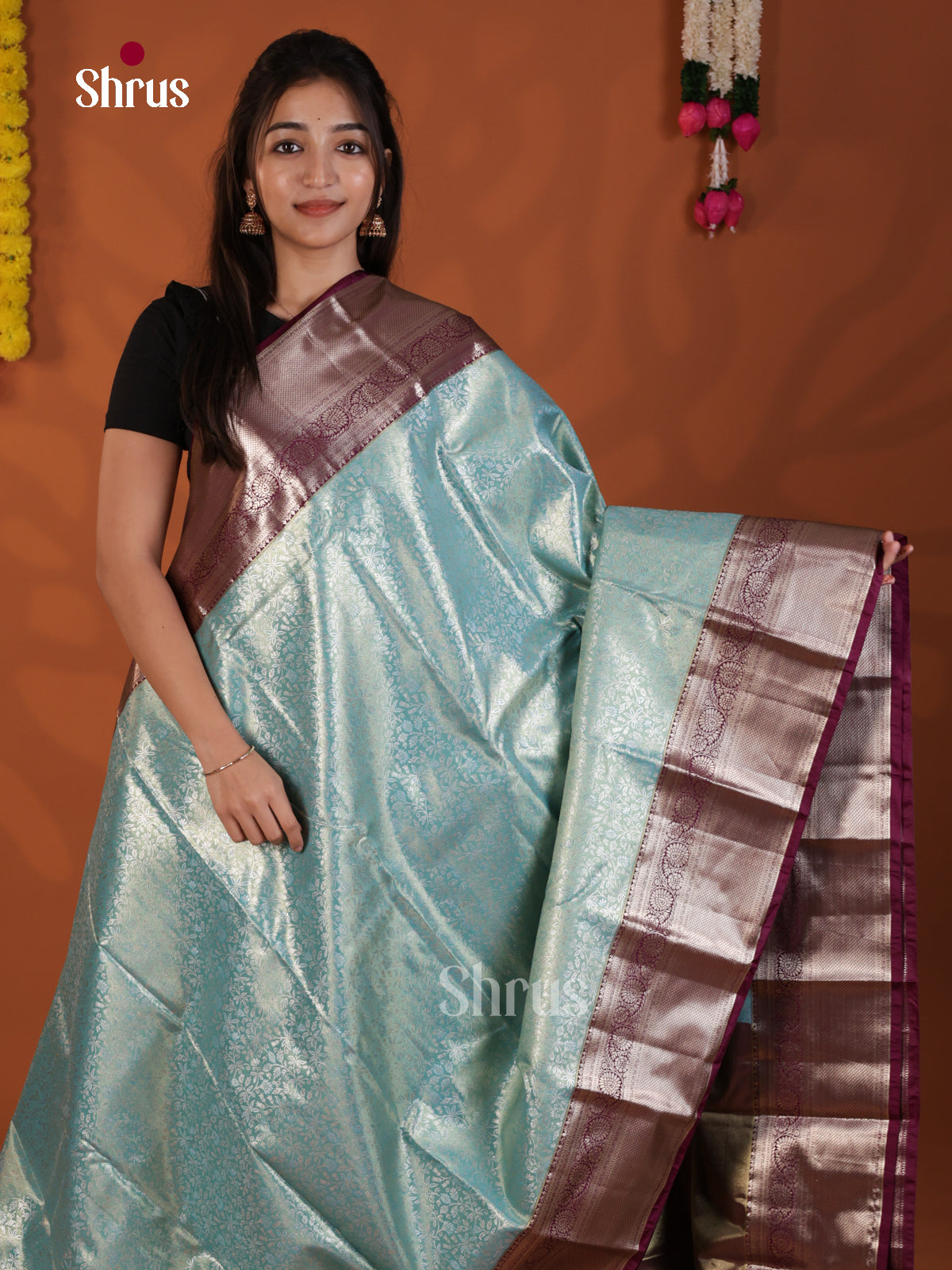 DLS29075 - Kanchipuram-halfpure Saree - Shop on Shrus.com