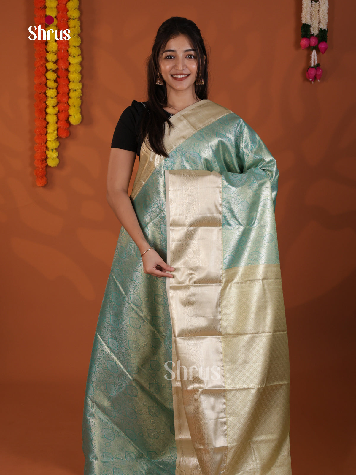 DLS29093 - Kanchipuram-halfpure Saree - Shop on Shrus.com
