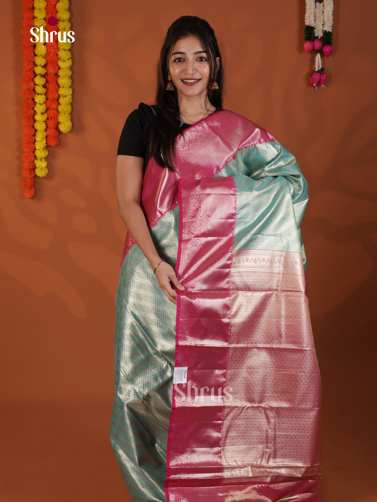 DLS29157 - Kanchipuram-halfpure Saree - Shop on Shrus.com