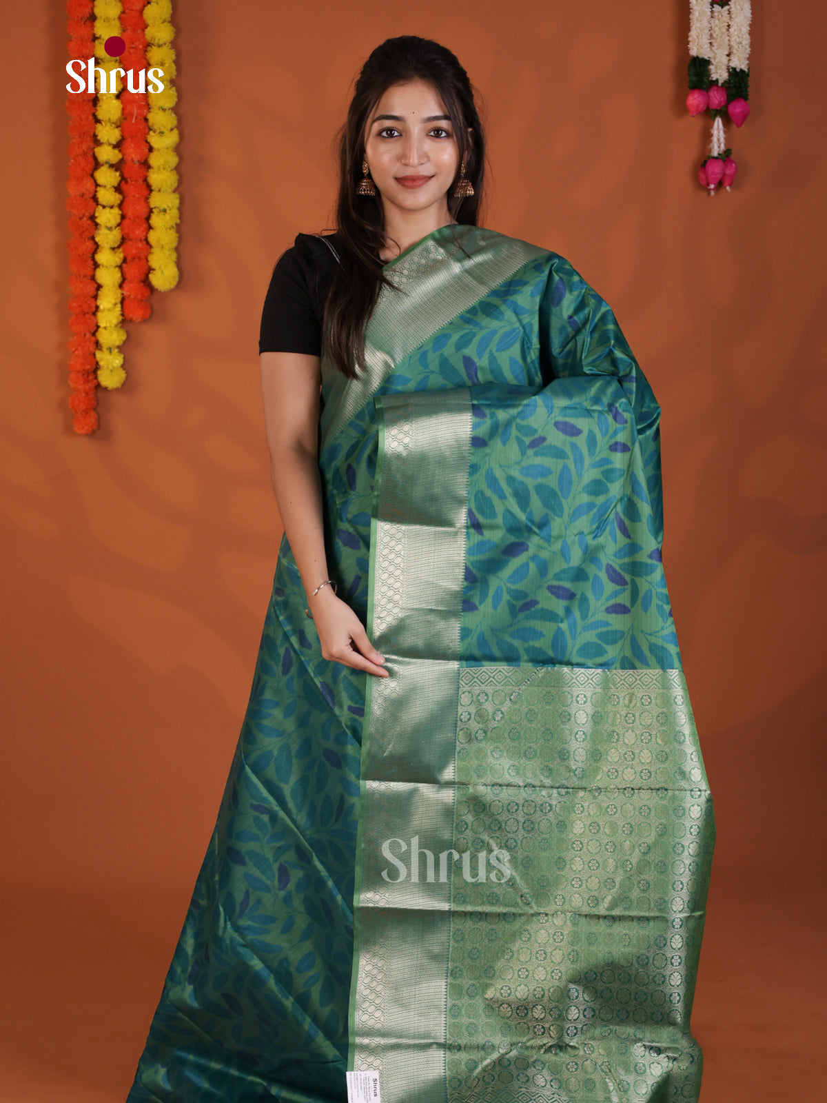 DLS29193 - Kanchipuram-halfpure Saree - Shop on Shrus.com