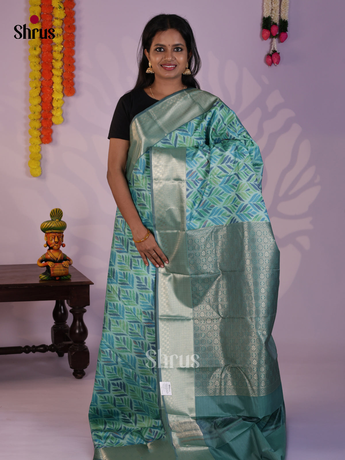 DLS29201 - Kanchipuram-halfpure Saree