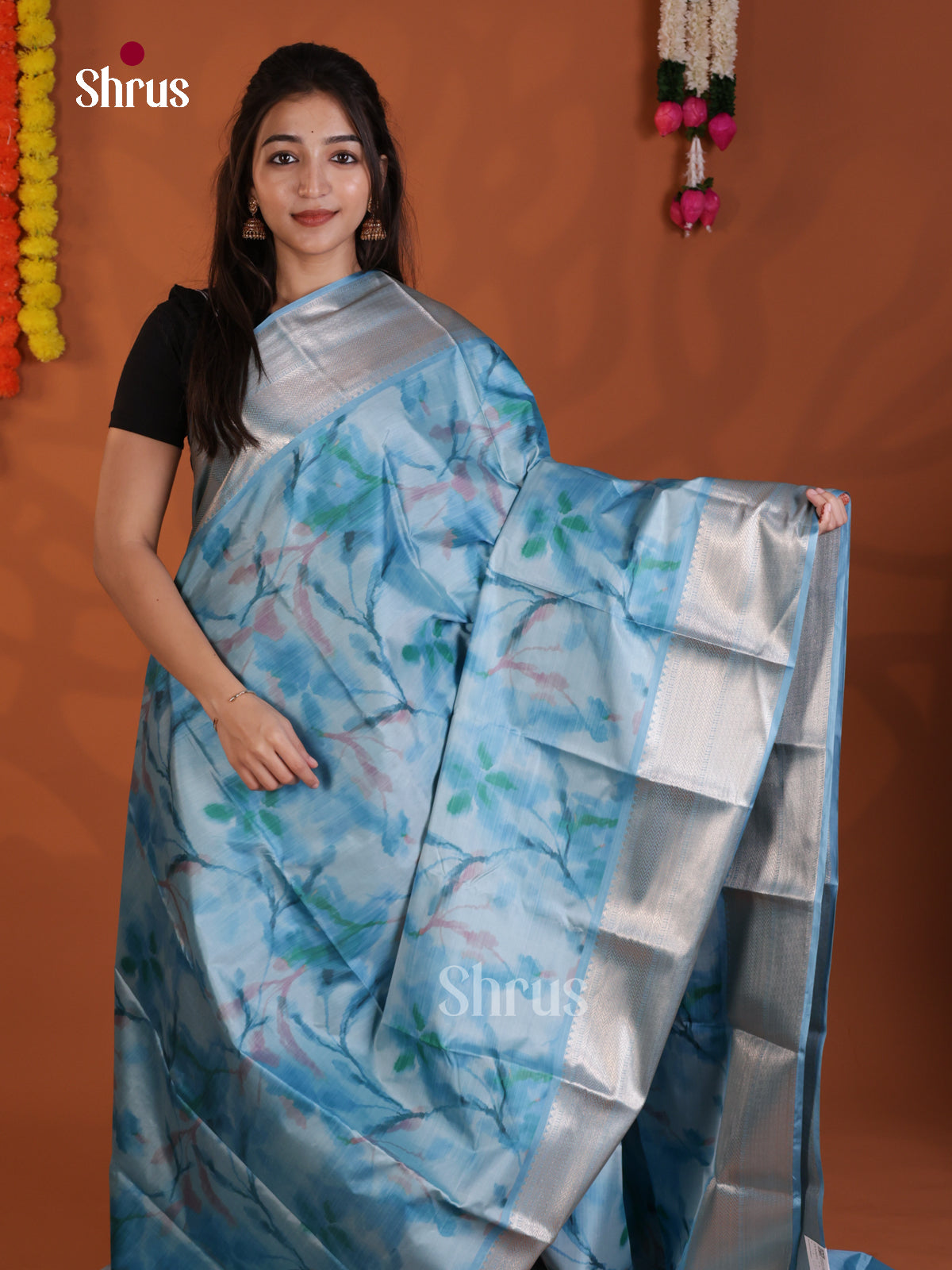 DLS29215 - Kanchipuram-halfpure Saree - Shop on Shrus.com