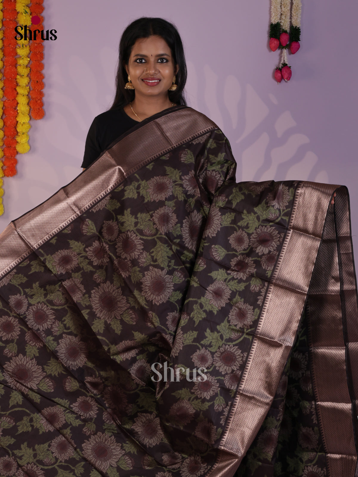 DLS29220 - Kanchipuram-halfpure Saree - Shop on Shrus.com