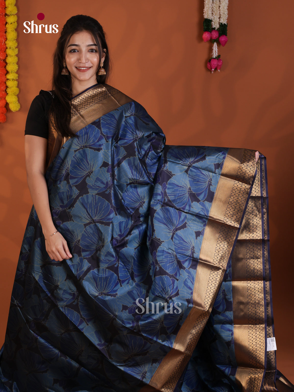 DLS29223 - Kanchipuram-halfpure Saree