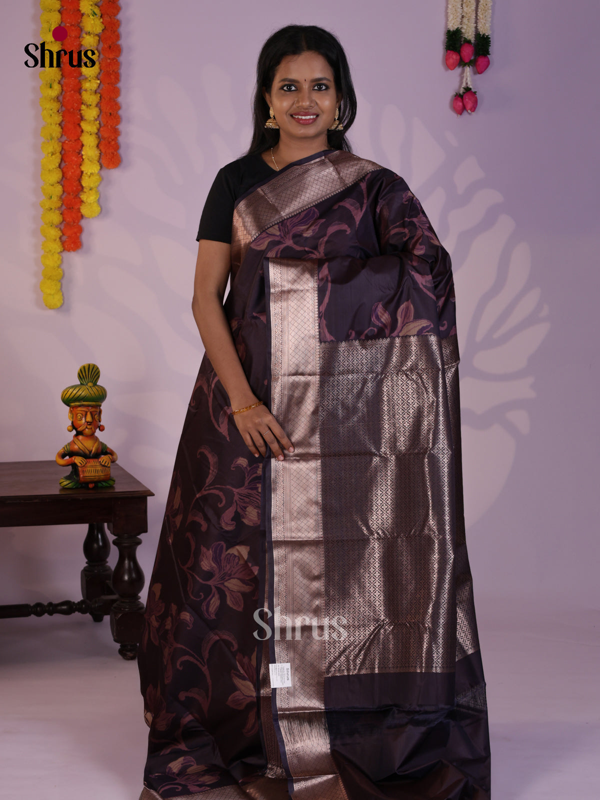 DLS29248 - Kanchipuram-halfpure Saree - Shop on Shrus.com