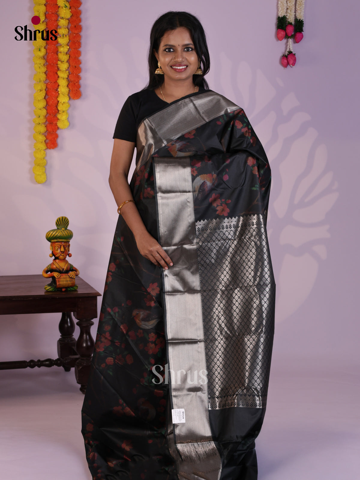 DLS29268 - Kanchipuram-halfpure Saree