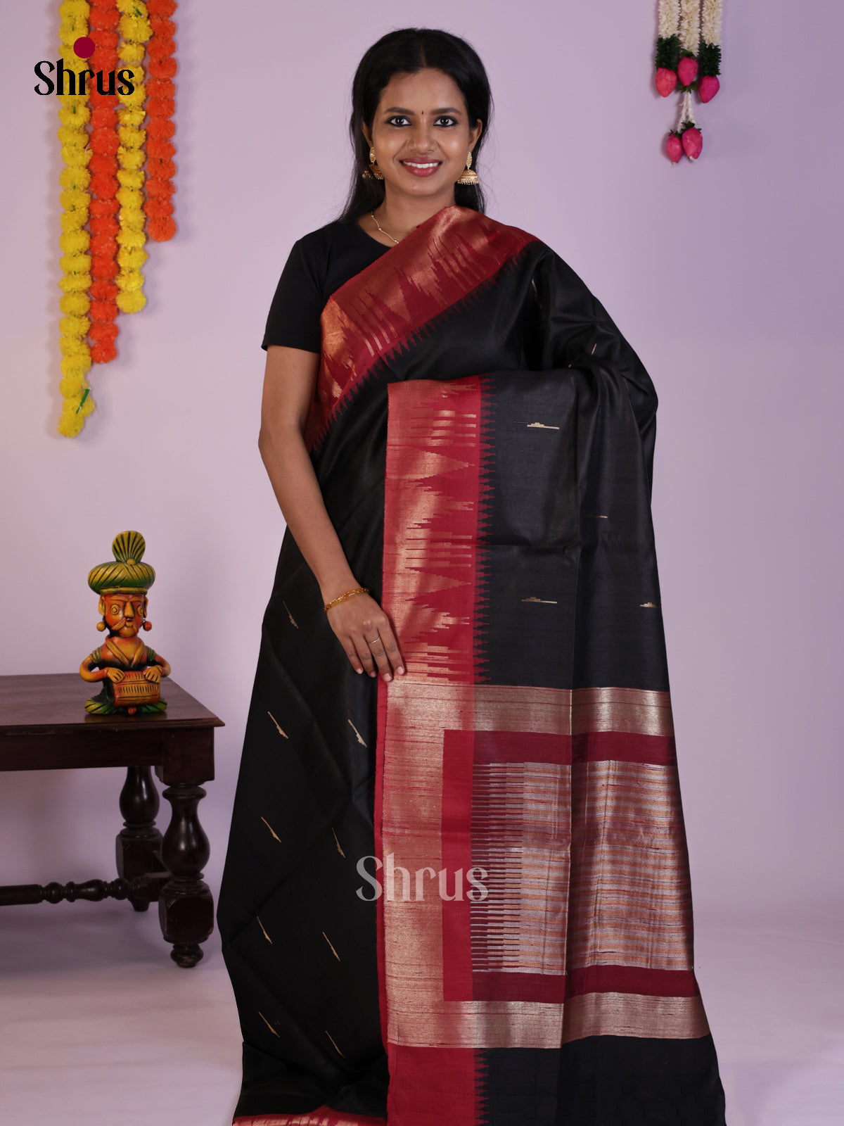 DLS30178 - Raw Silk Saree - Shop on Shrus.com