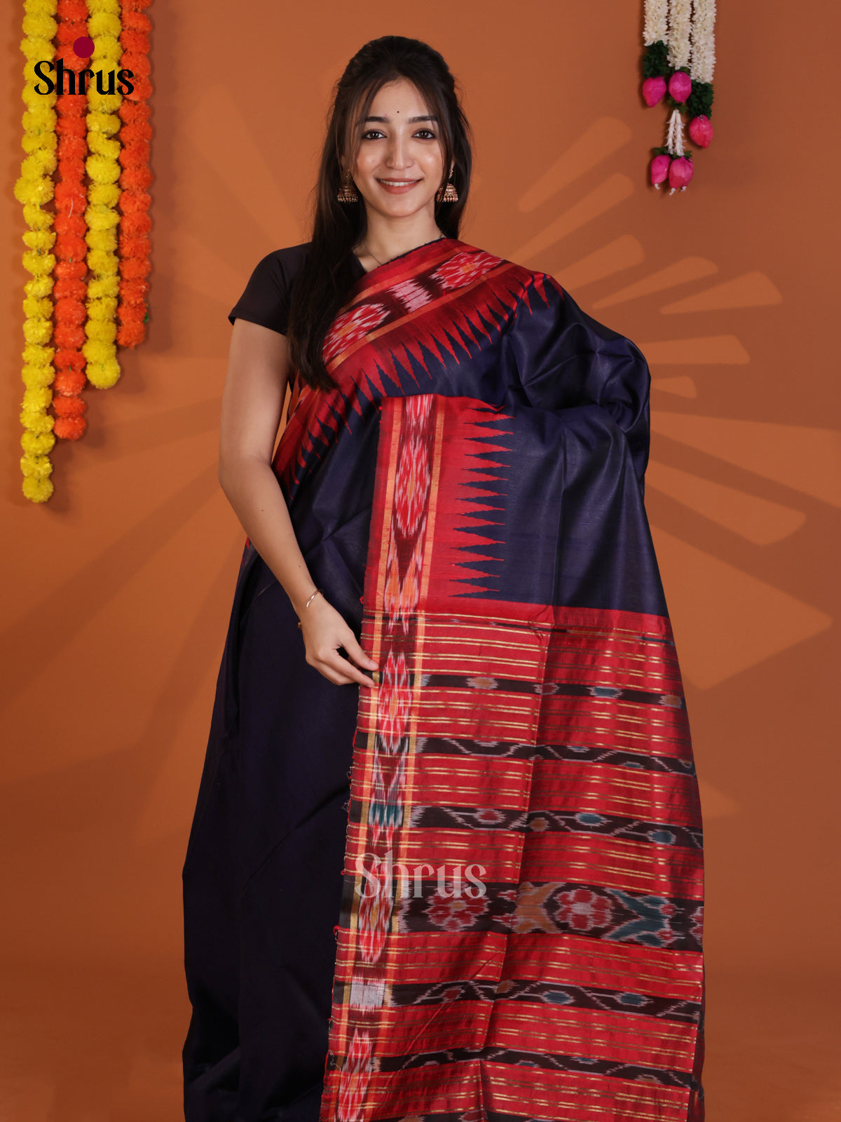 DLS30187 - Raw Silk Saree - Shop on Shrus.com