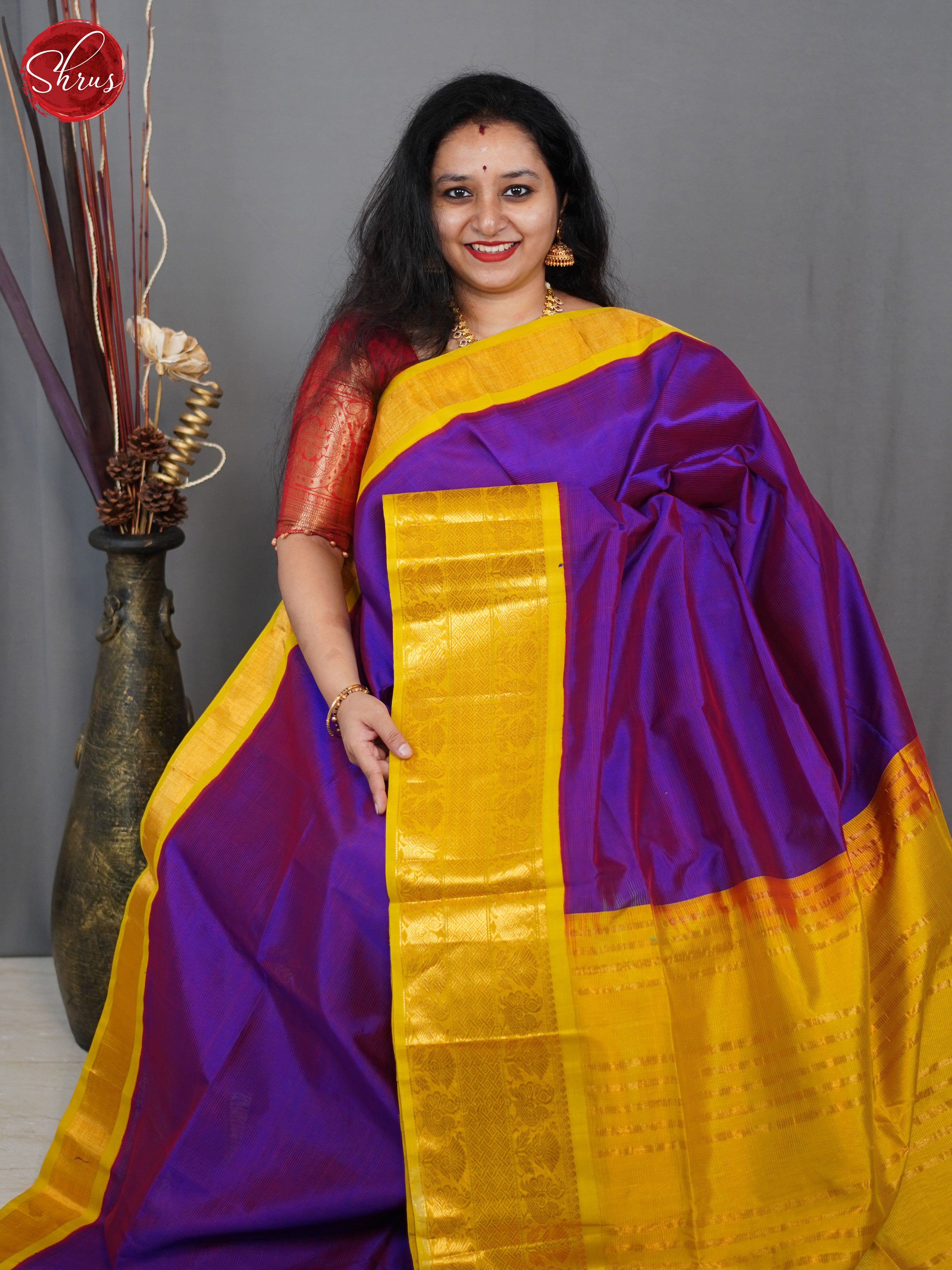 Vadamalli and green - Shop on ShrusEternity.com