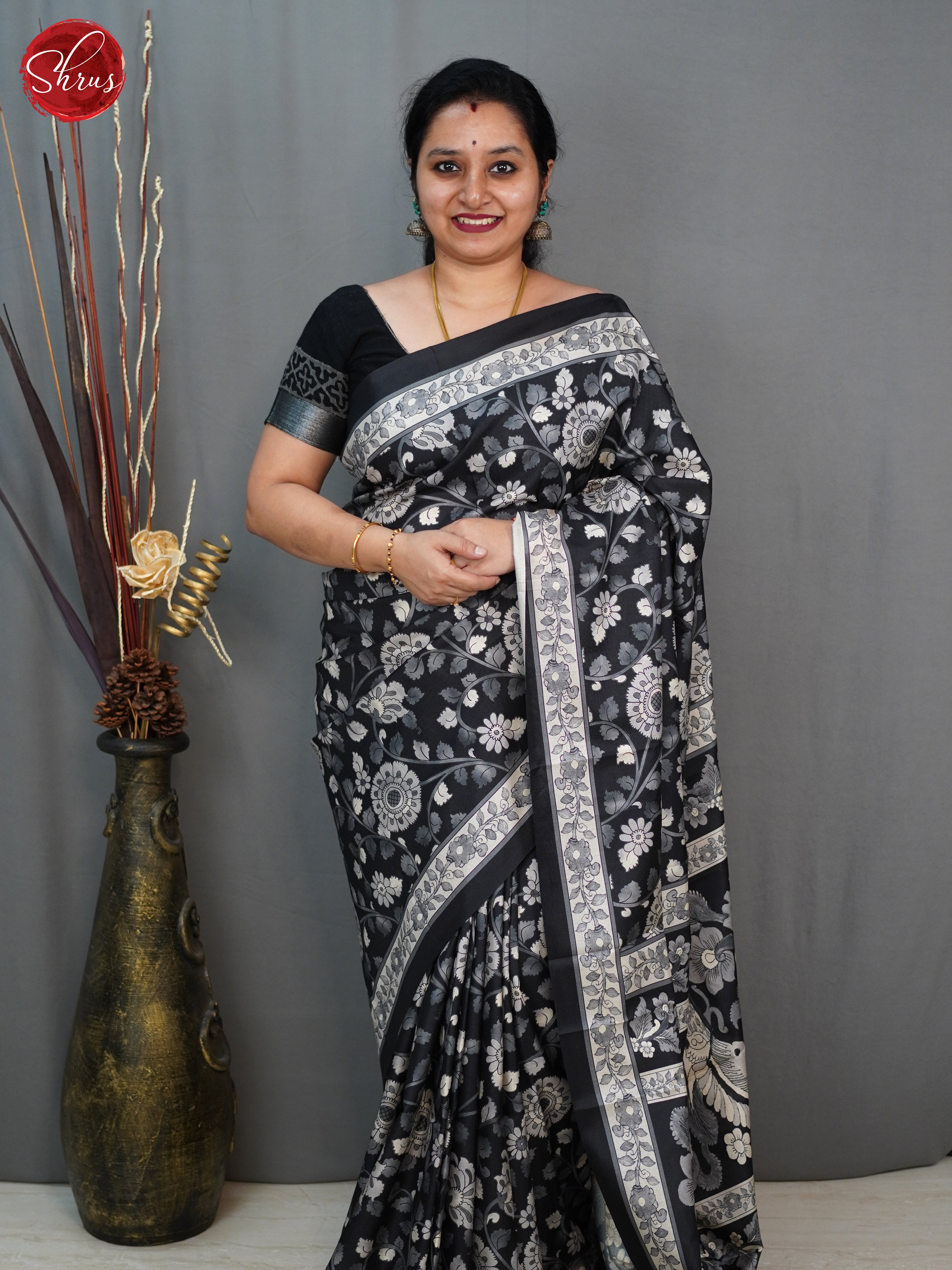 Black (SIngle Tone) - Semi Tussar Saree - Shop on ShrusEternity.com