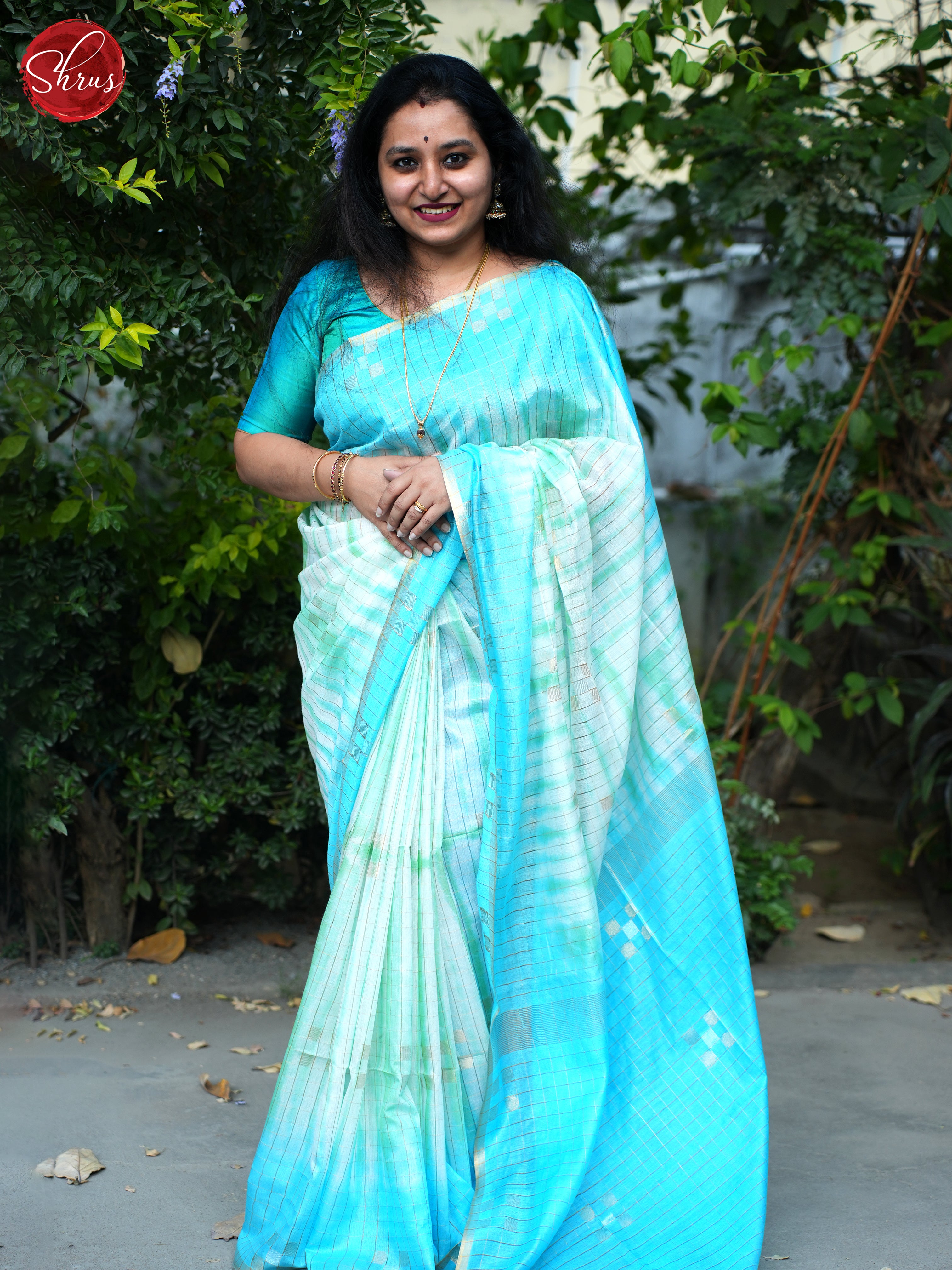Cream And Blue -Shibori Saree - Shop on ShrusEternity.com