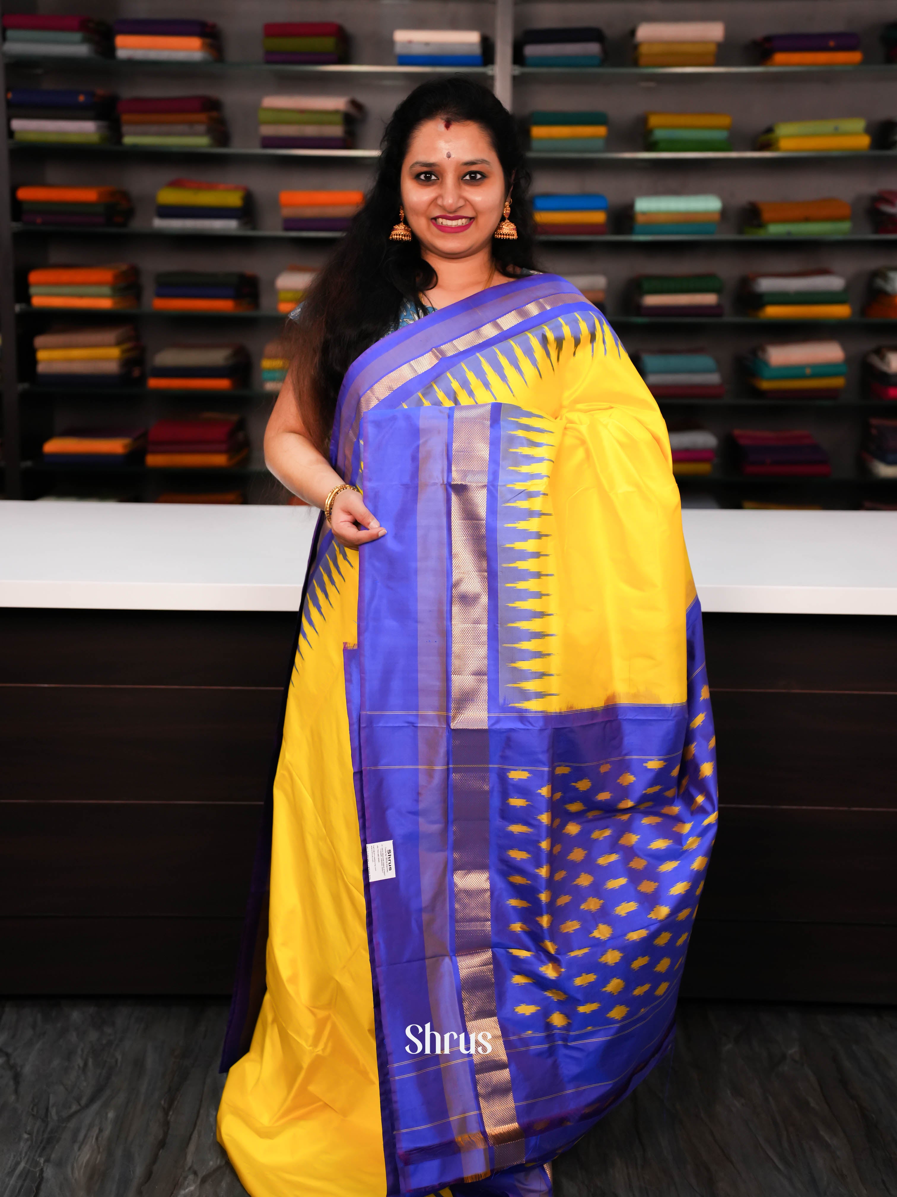 CGS27010 - Ikkat Silk - Shop on ShrusEternity.com