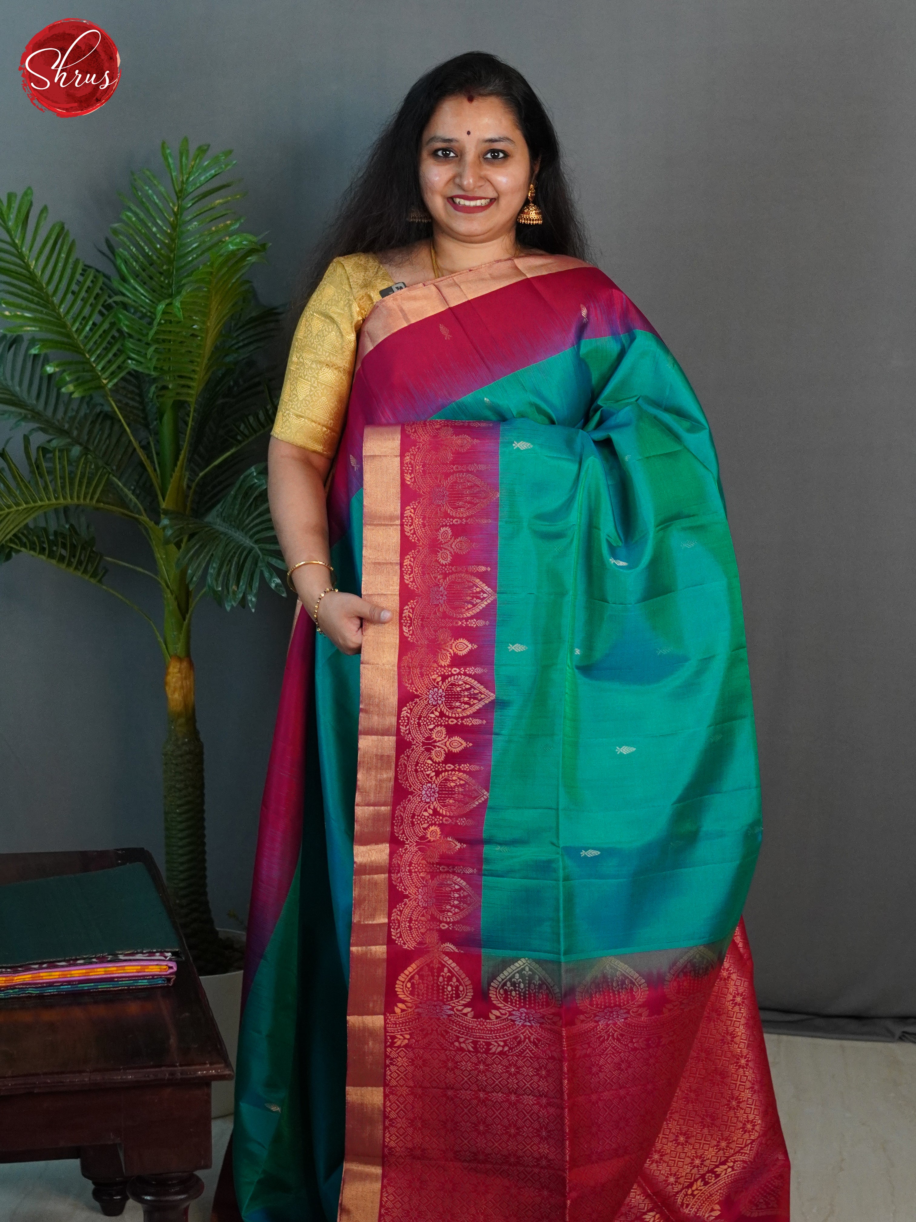 Green & Reddish Pink - Soft Silk Saree - Shop on ShrusEternity.com
