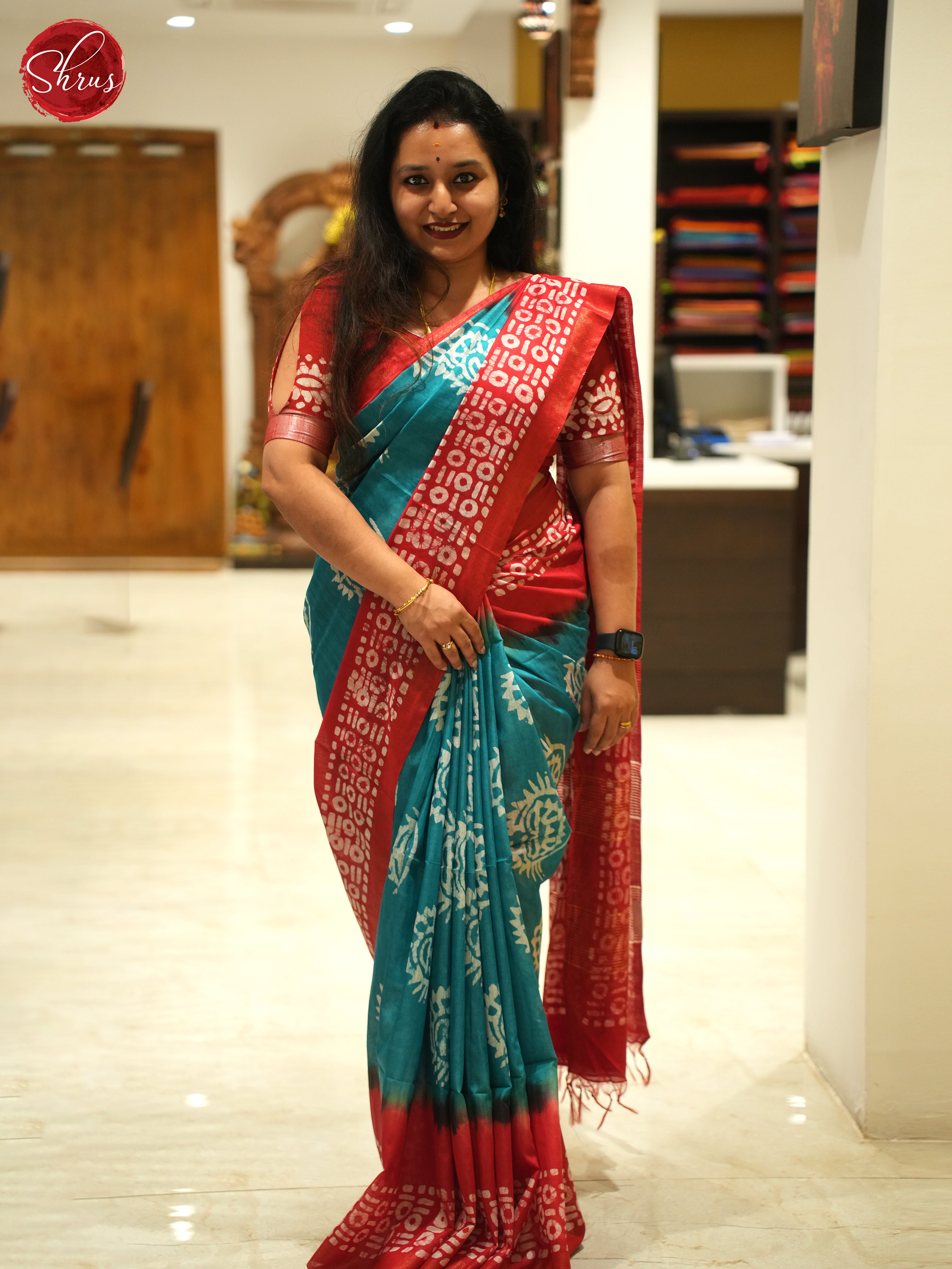 Green and Red- Bhatik Saree - Shop on ShrusEternity.com