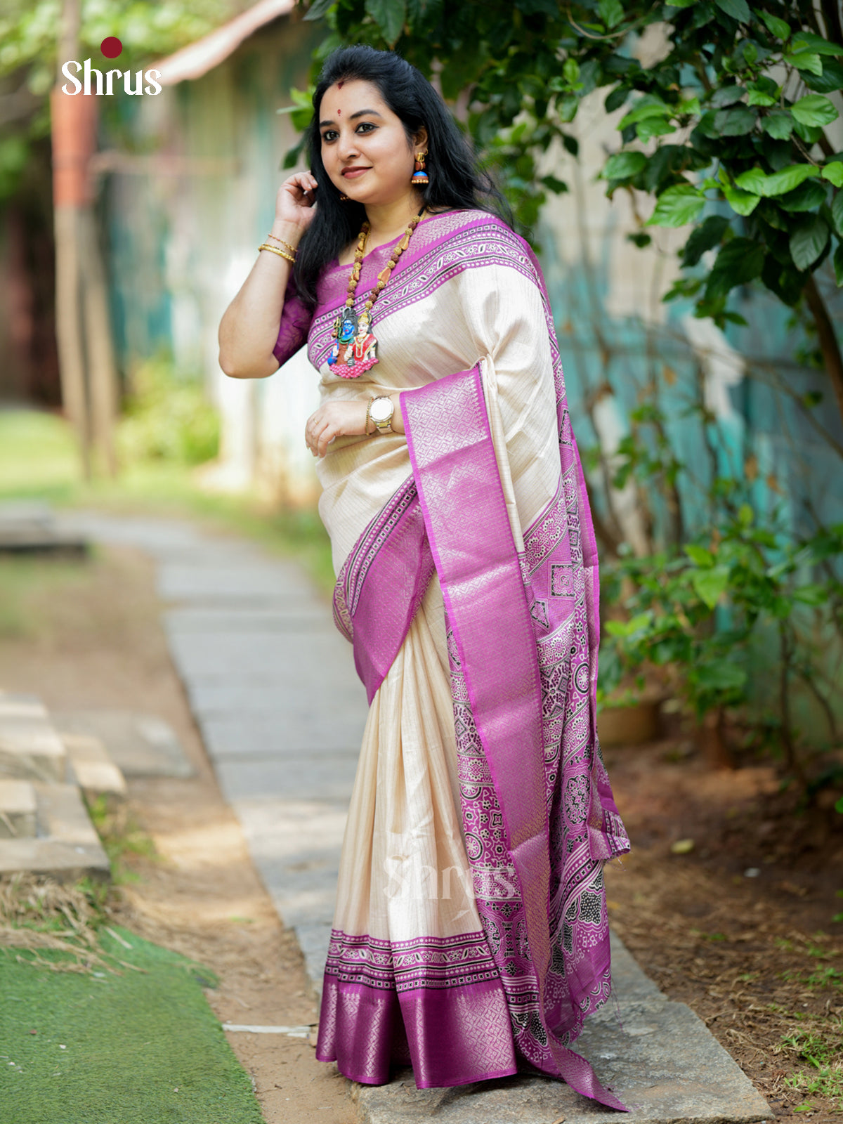 EAS30468 - Semi Crepe - Saree - Shop on Shrus.com