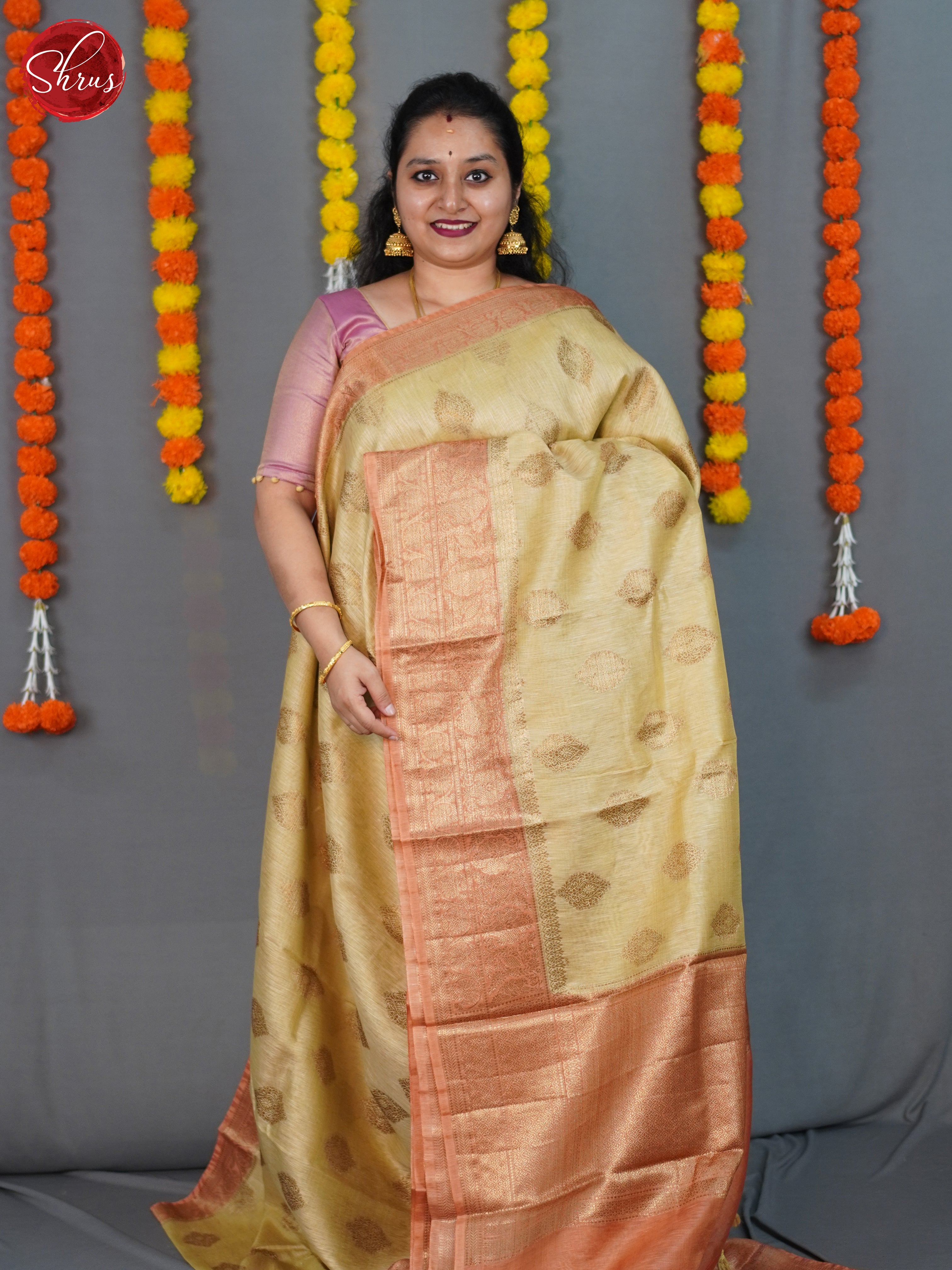 Beige & Pale Orange - Muslin Silk Saree - Shop on ShrusEternity.com