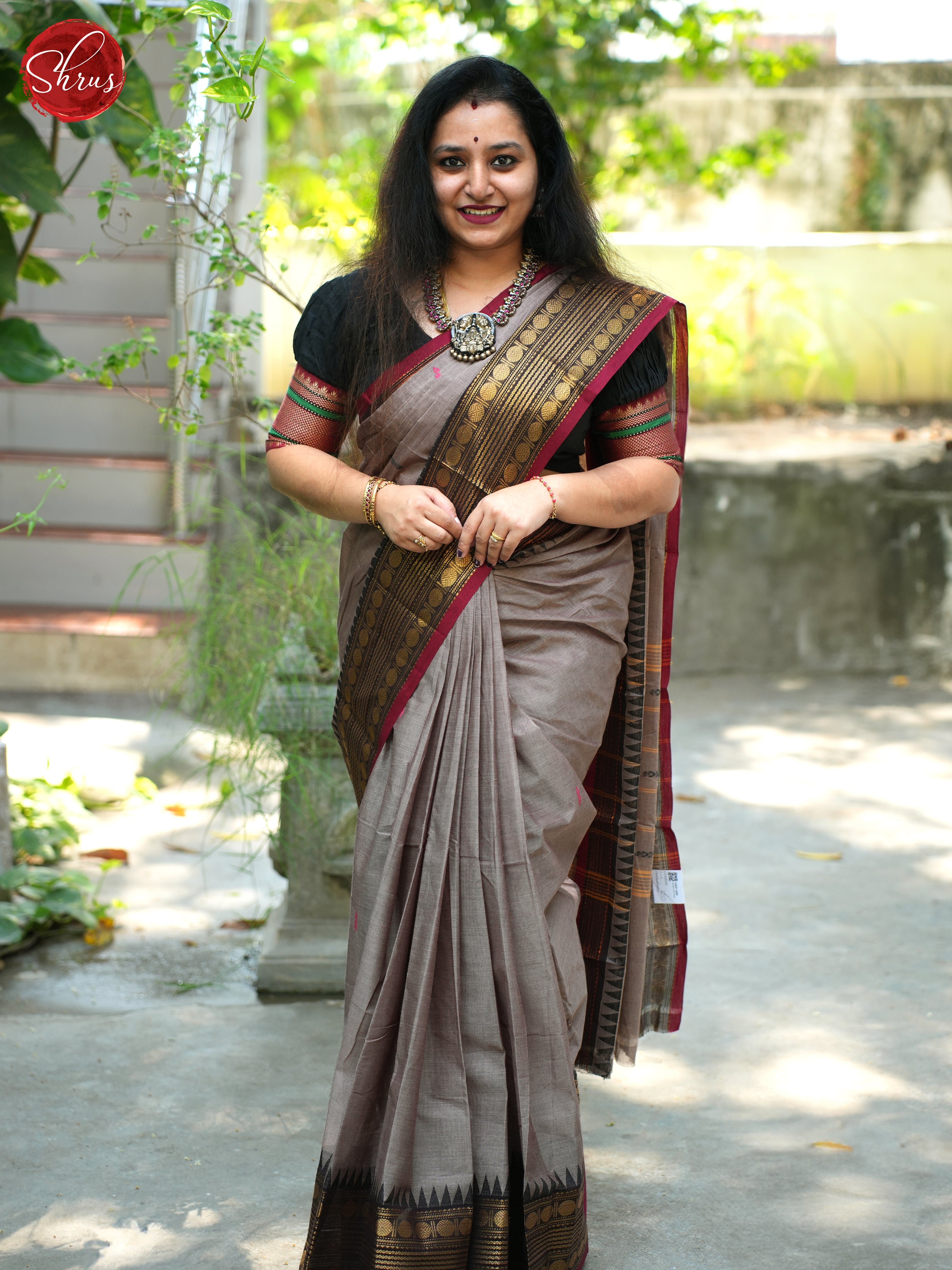 Brown & Maroon - Chettinad Cotton Saree - Shop on ShrusEternity.com