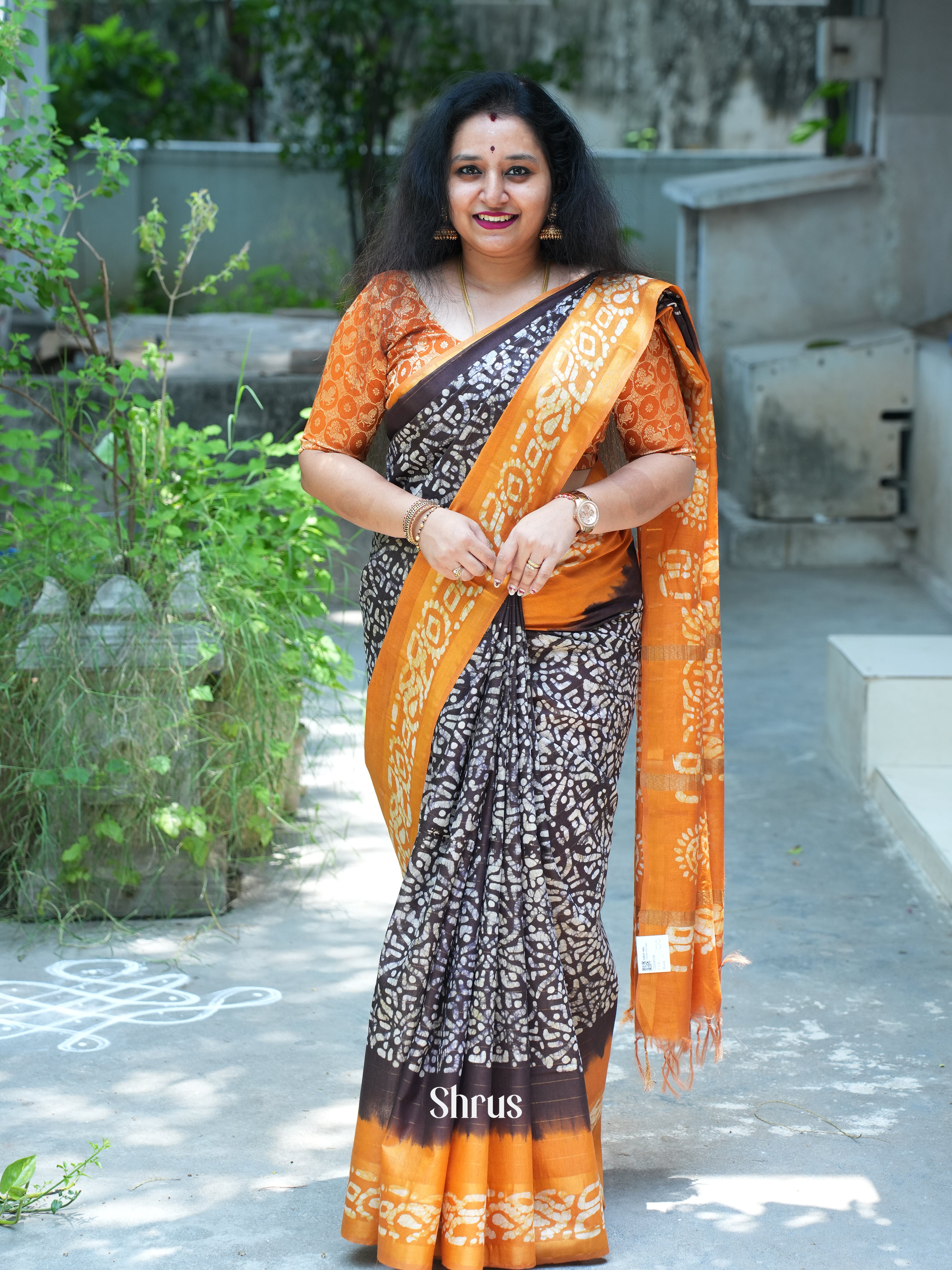 Brown & Yellow - Bhatik Saree - Shop on ShrusEternity.com