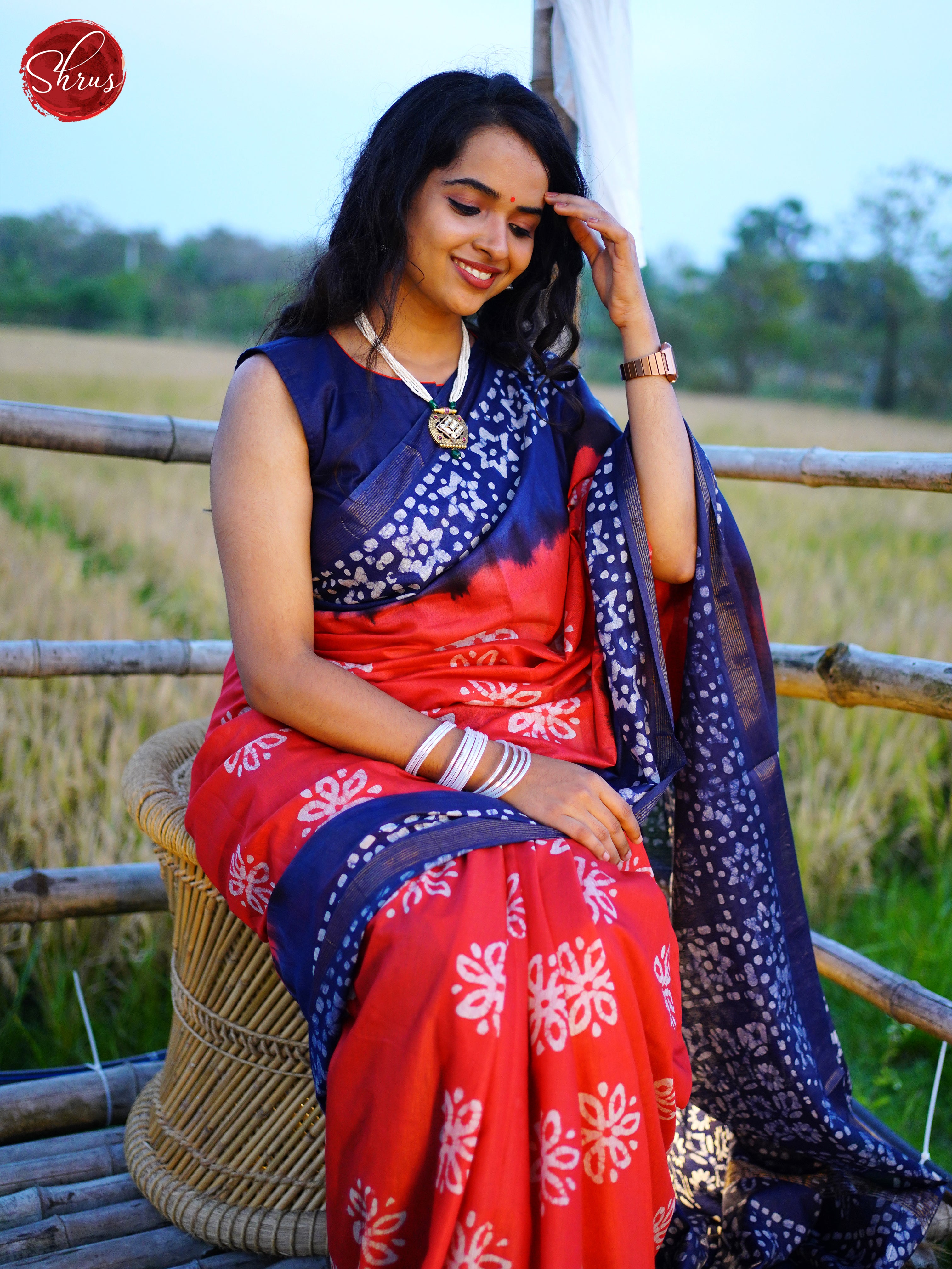 Red & Blue - Bhatik Saree - Shop on ShrusEternity.com
