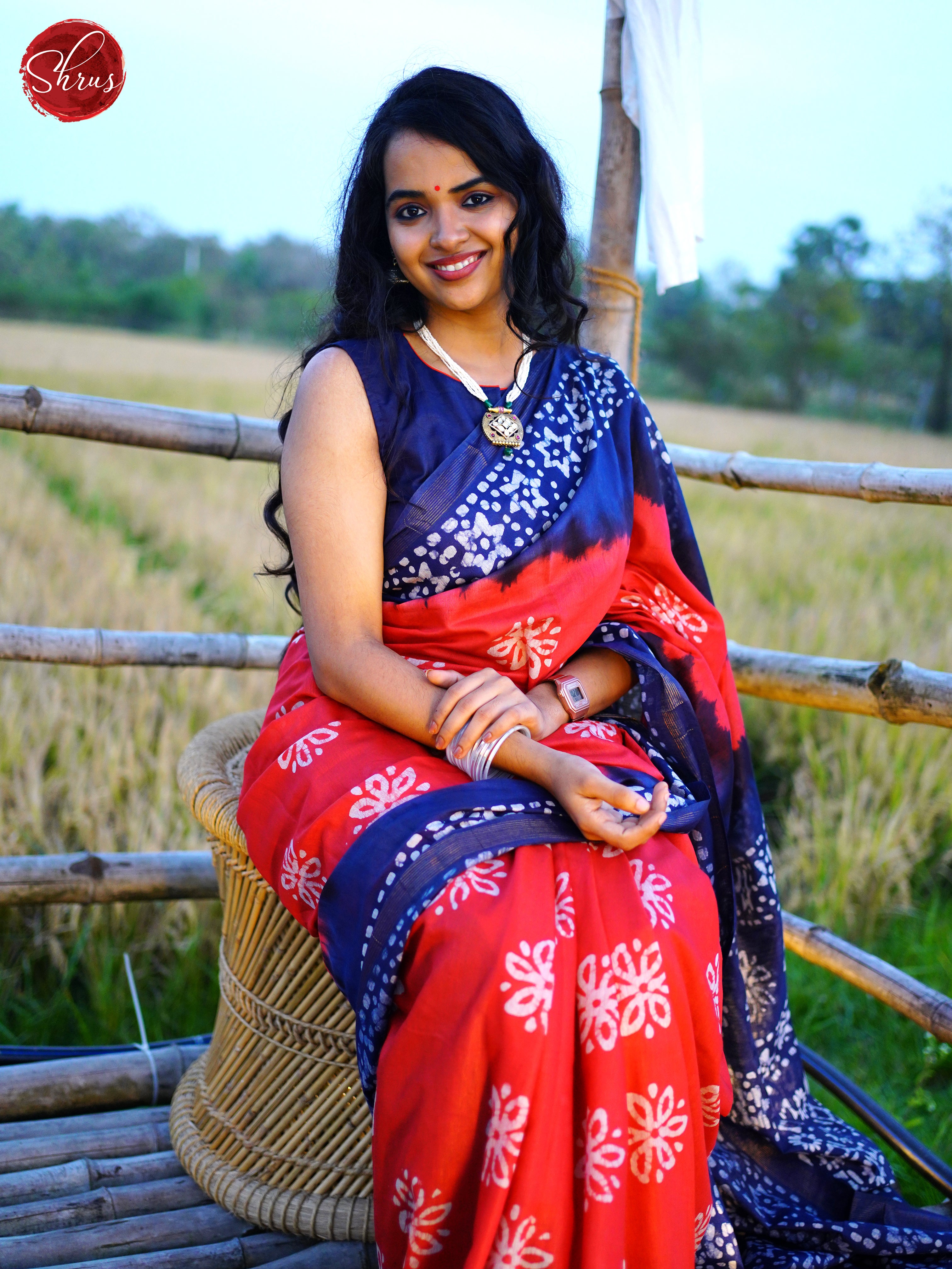 Red & Blue - Bhatik Saree - Shop on ShrusEternity.com