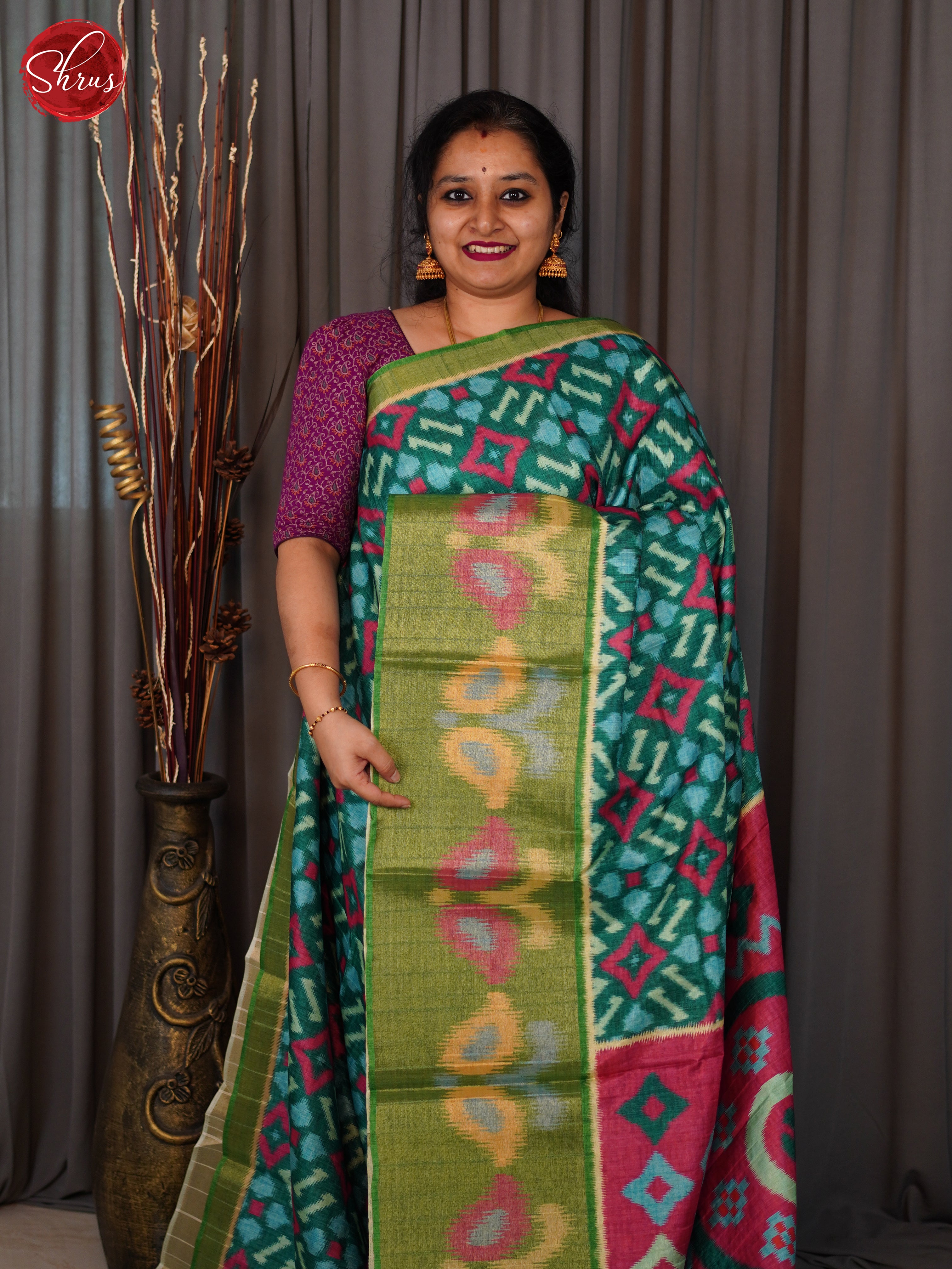 Dark Green & Green- Semi Pochampally Saree - Shop on ShrusEternity.com