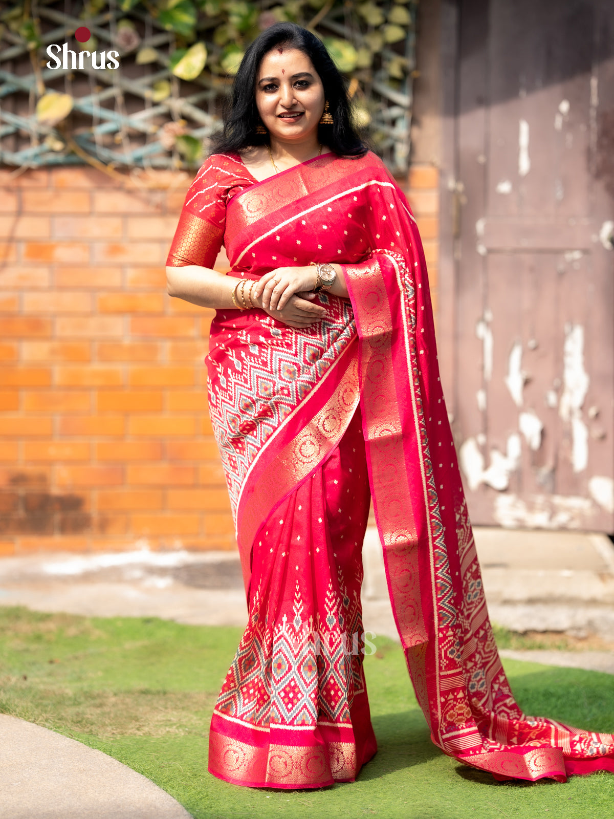 EAS30517 - Semi Crepe - Saree - EAS30517 - Shop on Shrus.com