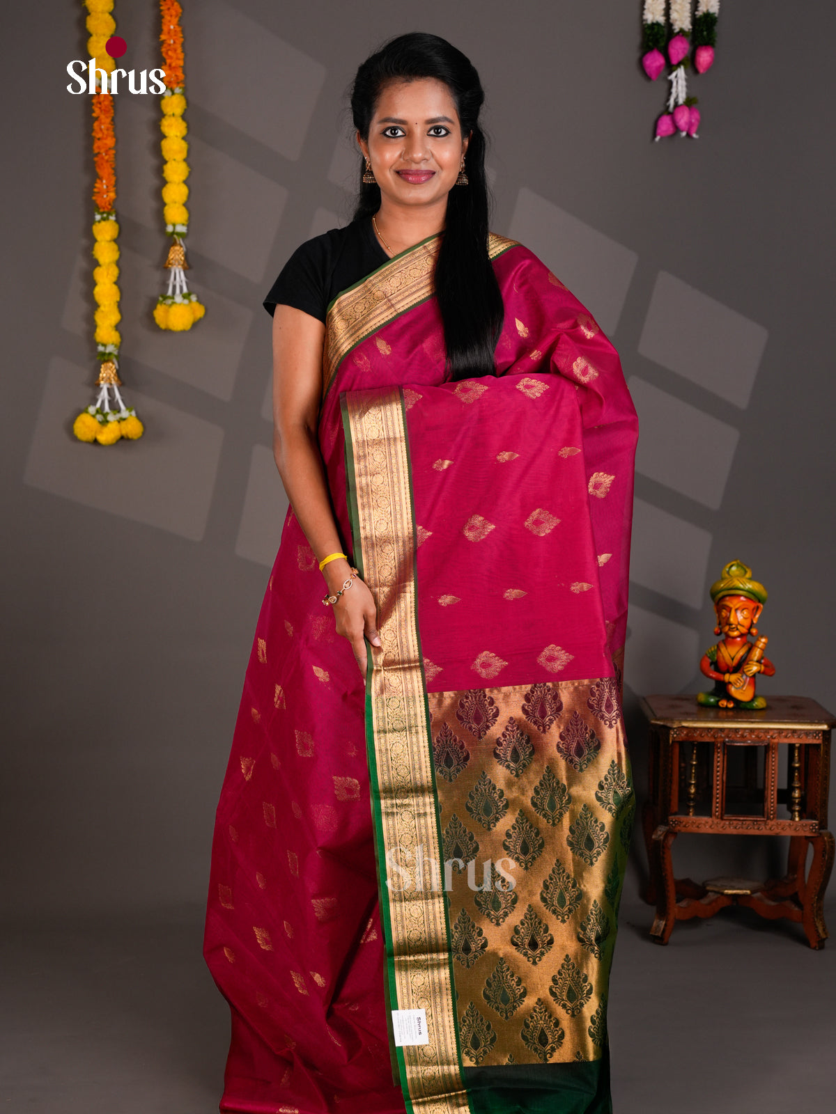 Buy Exquisite Dark Pink Cotton Silk Saree with Golden Motifs & Green Zari Border & Pallu
