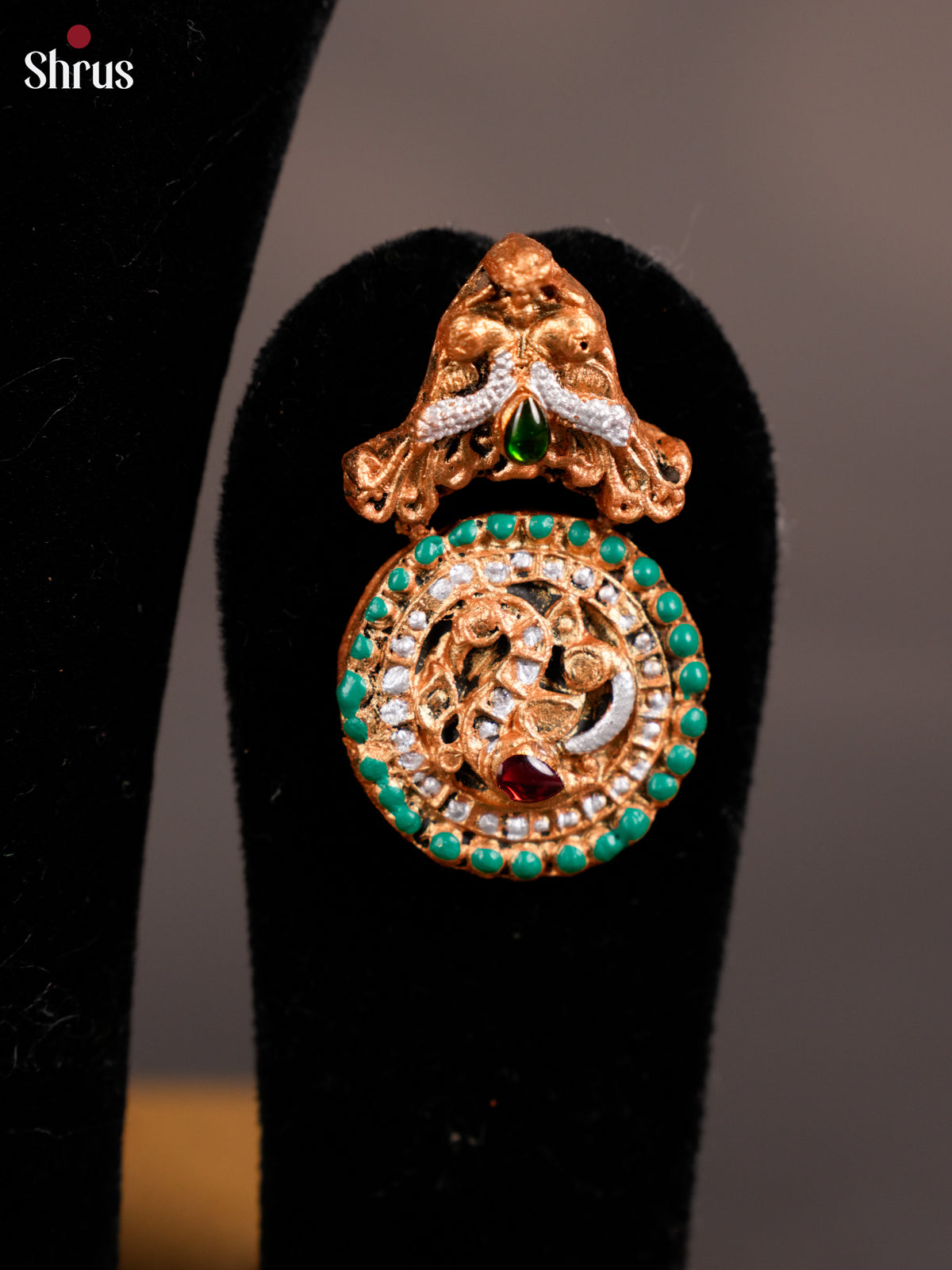 Hand crafted Gutta pulusu Terracotta Set with kemp stones -EAJ16004 - Shop on Shrus.com